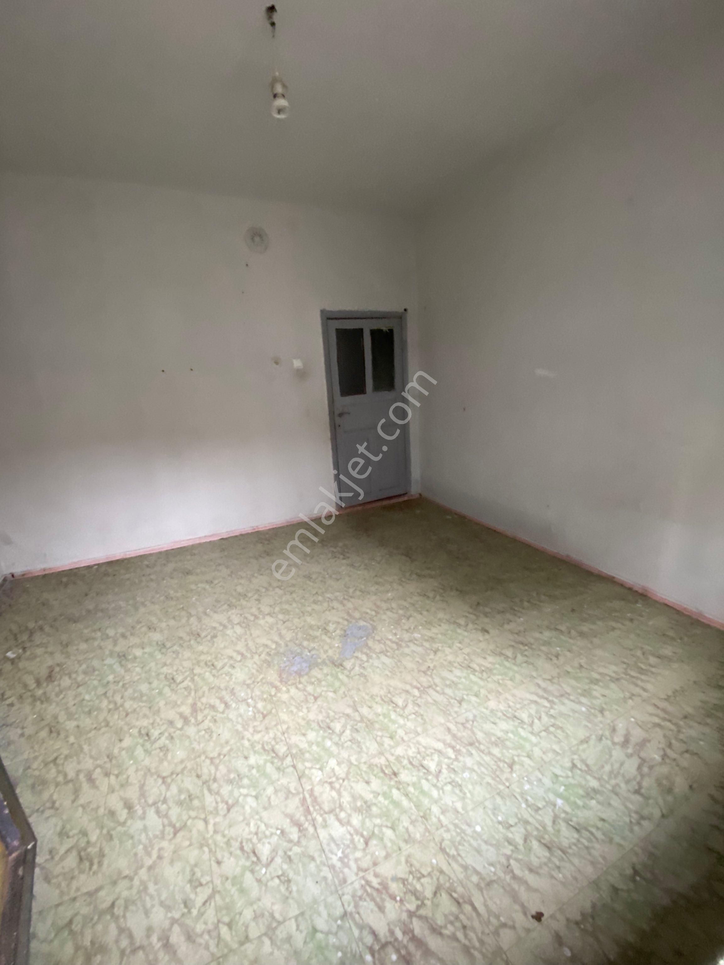 Cihangir Emlaktan Beyazıtta Satılık 5 Daire 2 Dükkan - Görsel 18