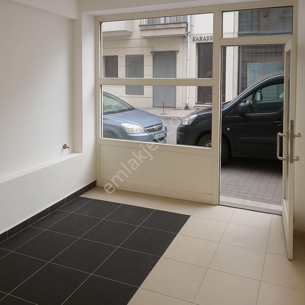 Kadıköy Rasimpaşa'da Kaçırılmayacak Ofis Dükkân Mağaza Mini Depo ! - Görsel 30
