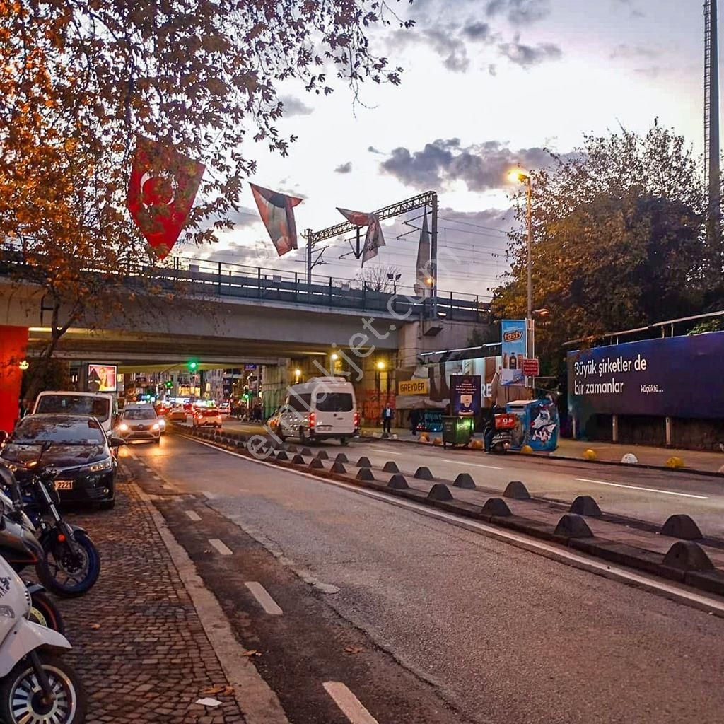 Kadıköy Rasimpaşa'da Kaçırılmayacak Ofis Dükkân Mağaza Mini Depo ! - Görsel 6