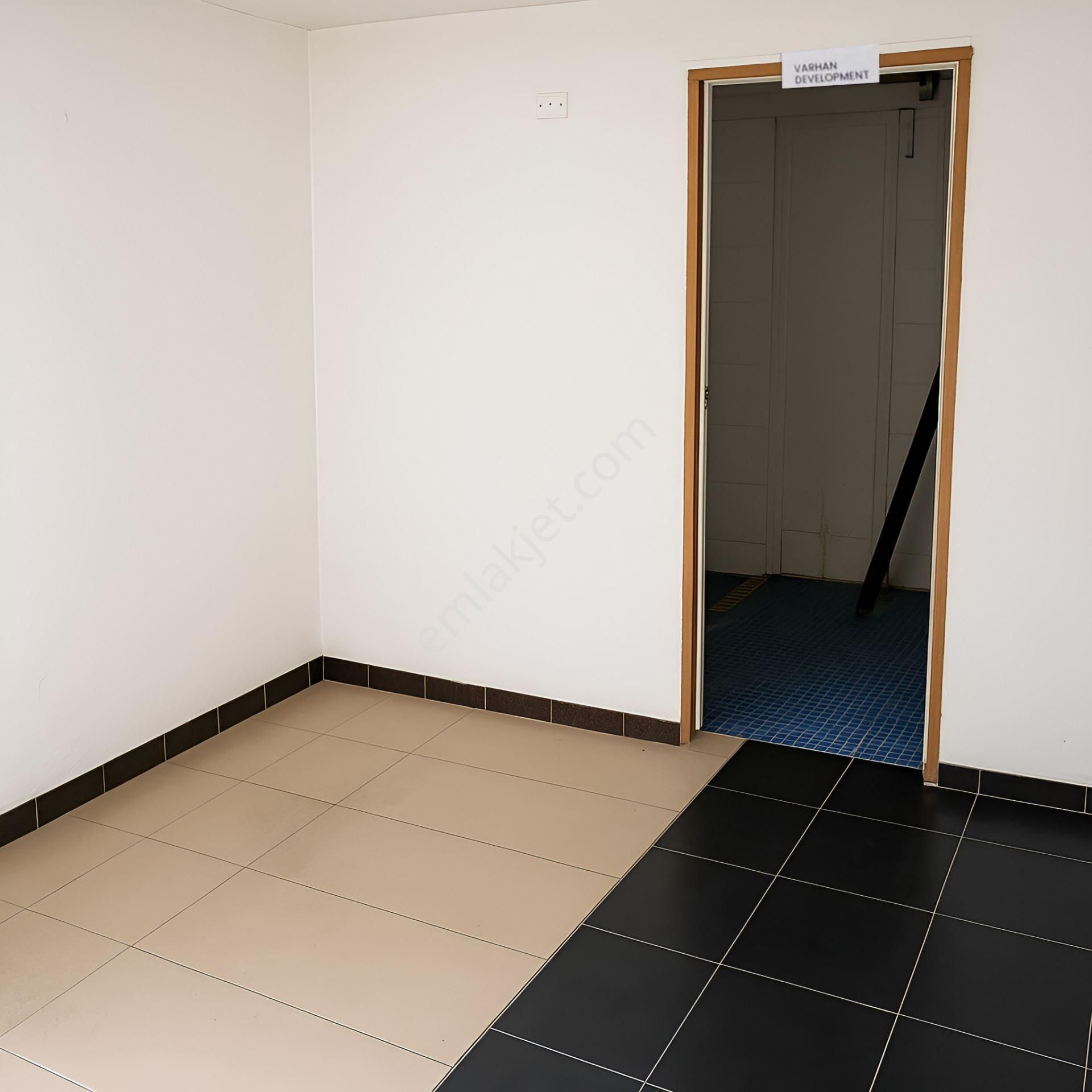 Kadıköy Rasimpaşa'da Kaçırılmayacak Ofis Dükkân Mağaza Mini Depo ! - Görsel 29