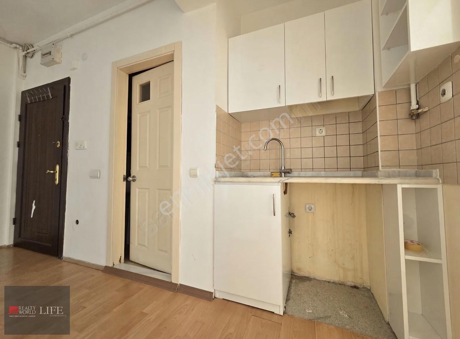 Rw Lıfe // Yenibağlar Siteiçi Arakat Asansörlü 2+1 Kiralık Daire - Görsel 14