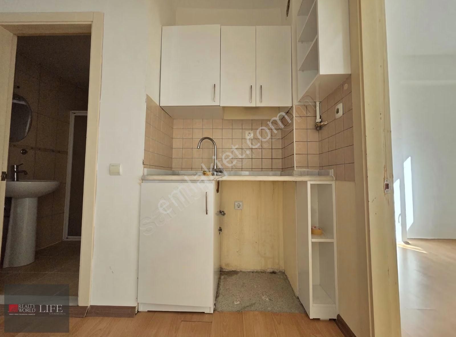 Rw Lıfe // Yenibağlar Siteiçi Arakat Asansörlü 2+1 Kiralık Daire - Görsel 18