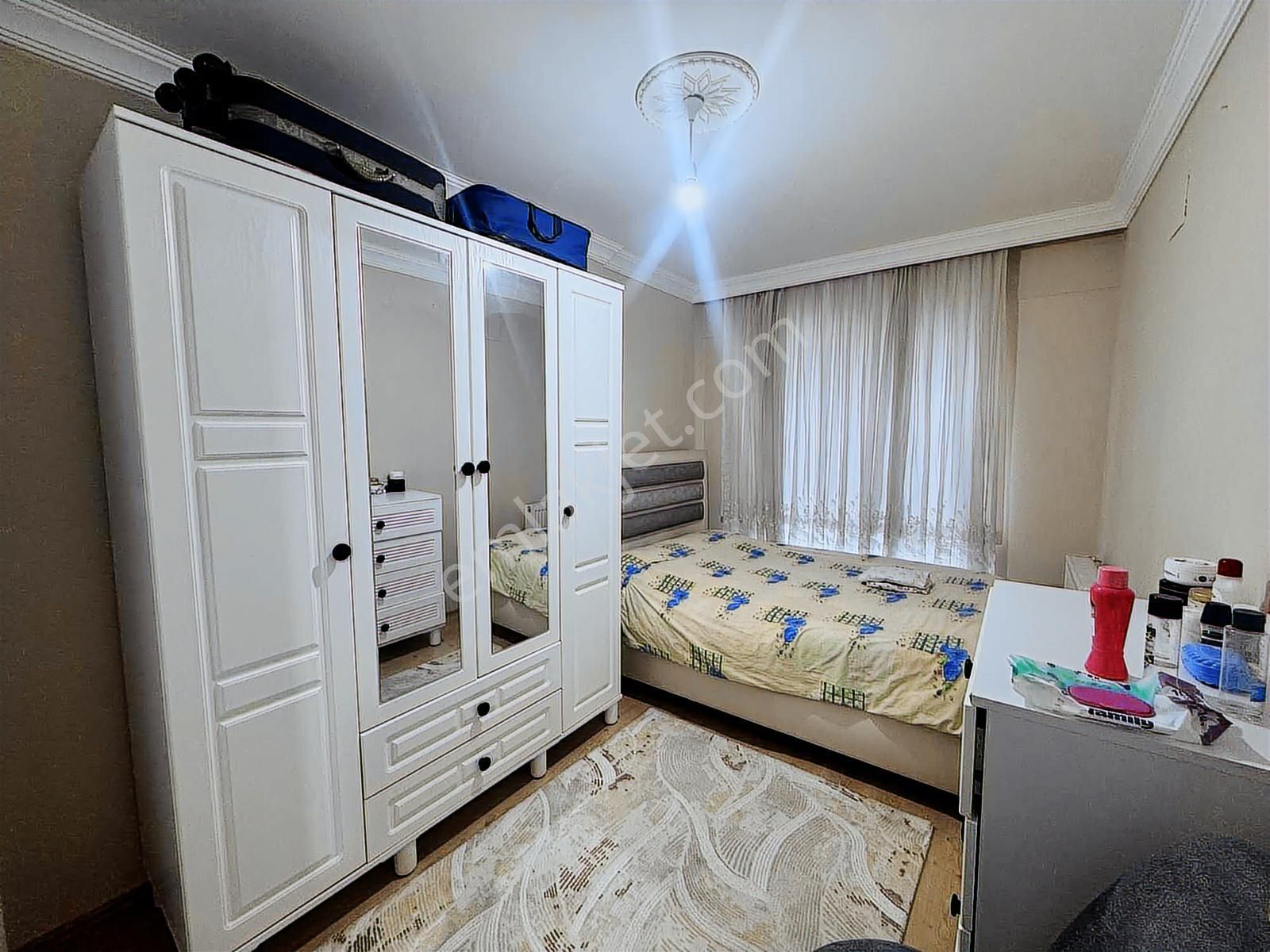 Cevizlik Cad. Üzerinde Aile Binasında 2+1 Arakat Daire - Görsel 4