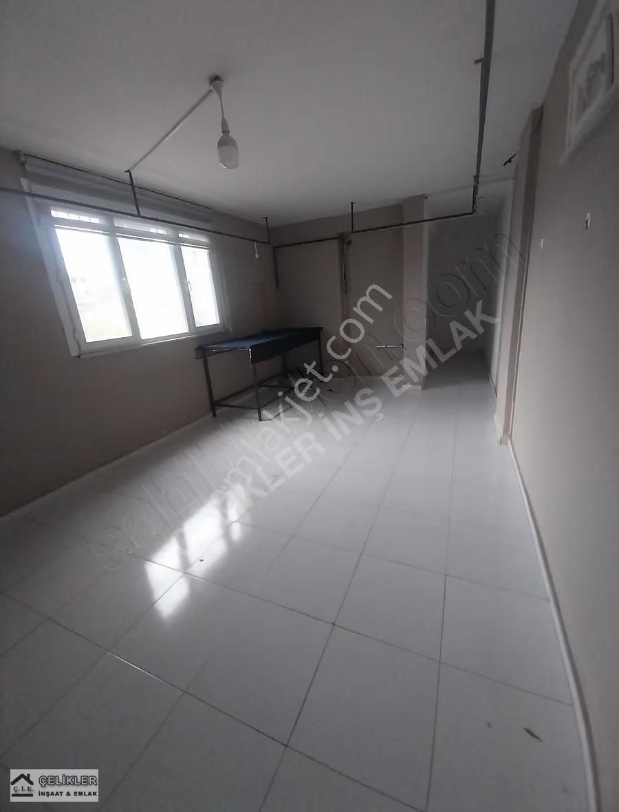 Bağlar Mah Osman Paşa Caddesine Yakın İskanlı Giriş+bodrum 70m2 - Görsel 4