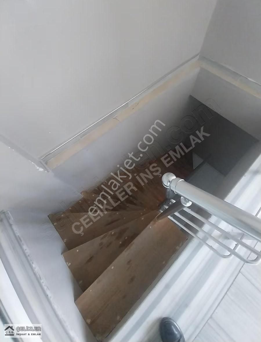 Bağlar Mah Osman Paşa Caddesine Yakın İskanlı Giriş+bodrum 70m2 - Görsel 9