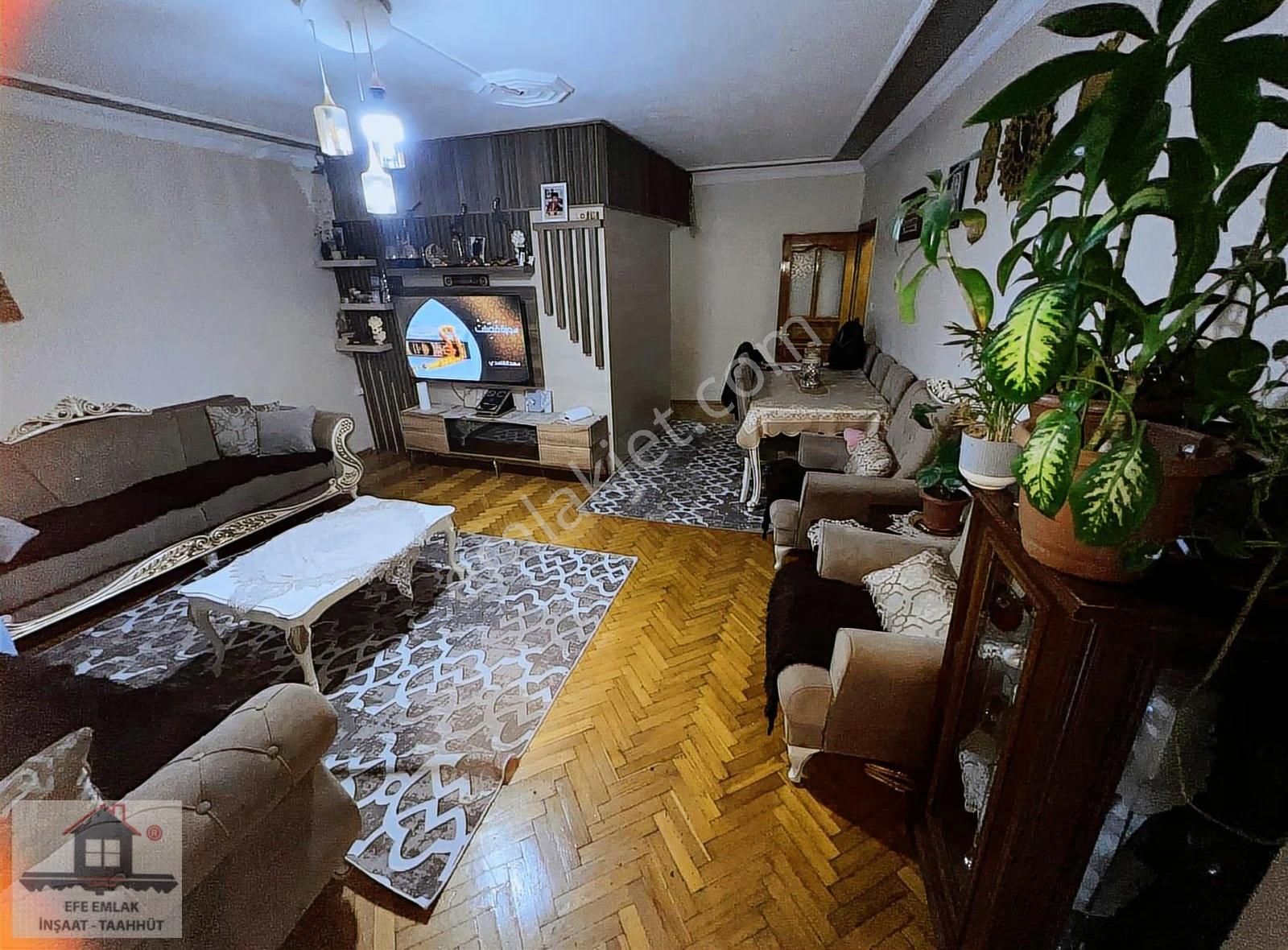 Satılık 2+1 Daire Efe Emlak Şişli Sitanbul