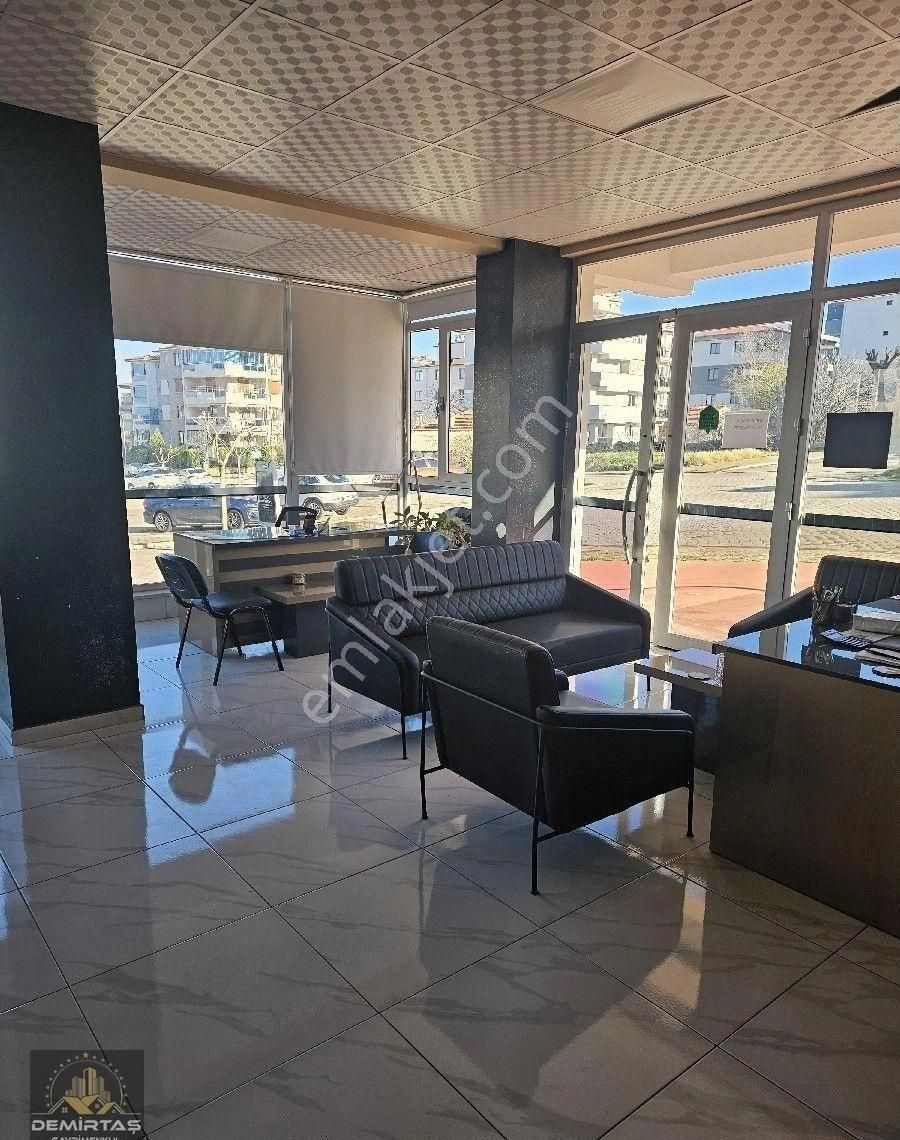 Çakmak Mahallesi Devren Kiralık Emlak Ofısı - Görsel 2