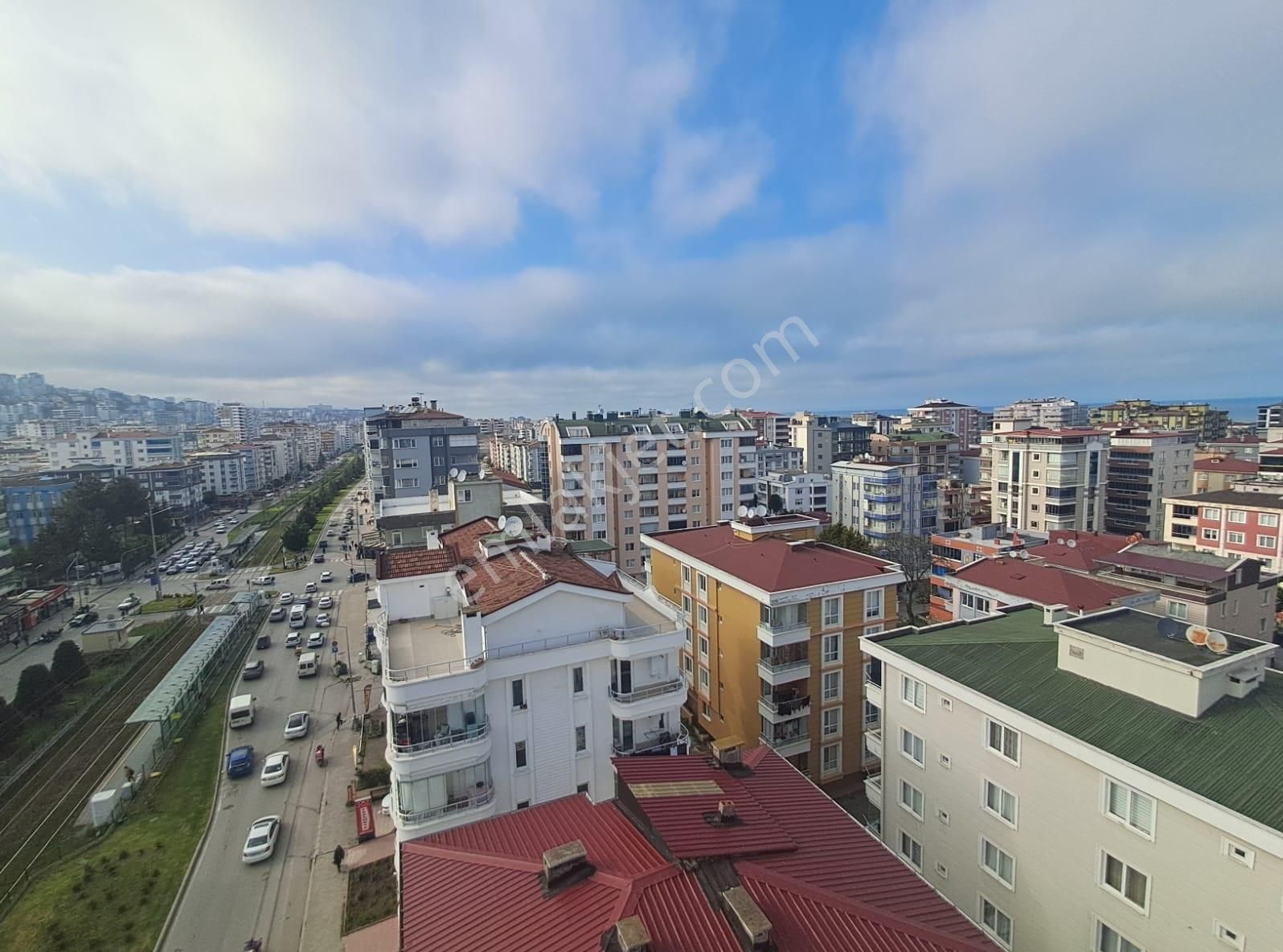 Atakent'de Tranvay Altı Merkezi Kolasyonda Satılık 3+1 Daire - Görsel 13