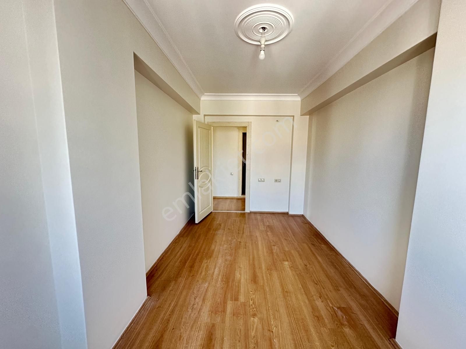 Yenimahalle' De Merkezi Lokasyonda Satılık Arakat 3+1 Daire - Görsel 11