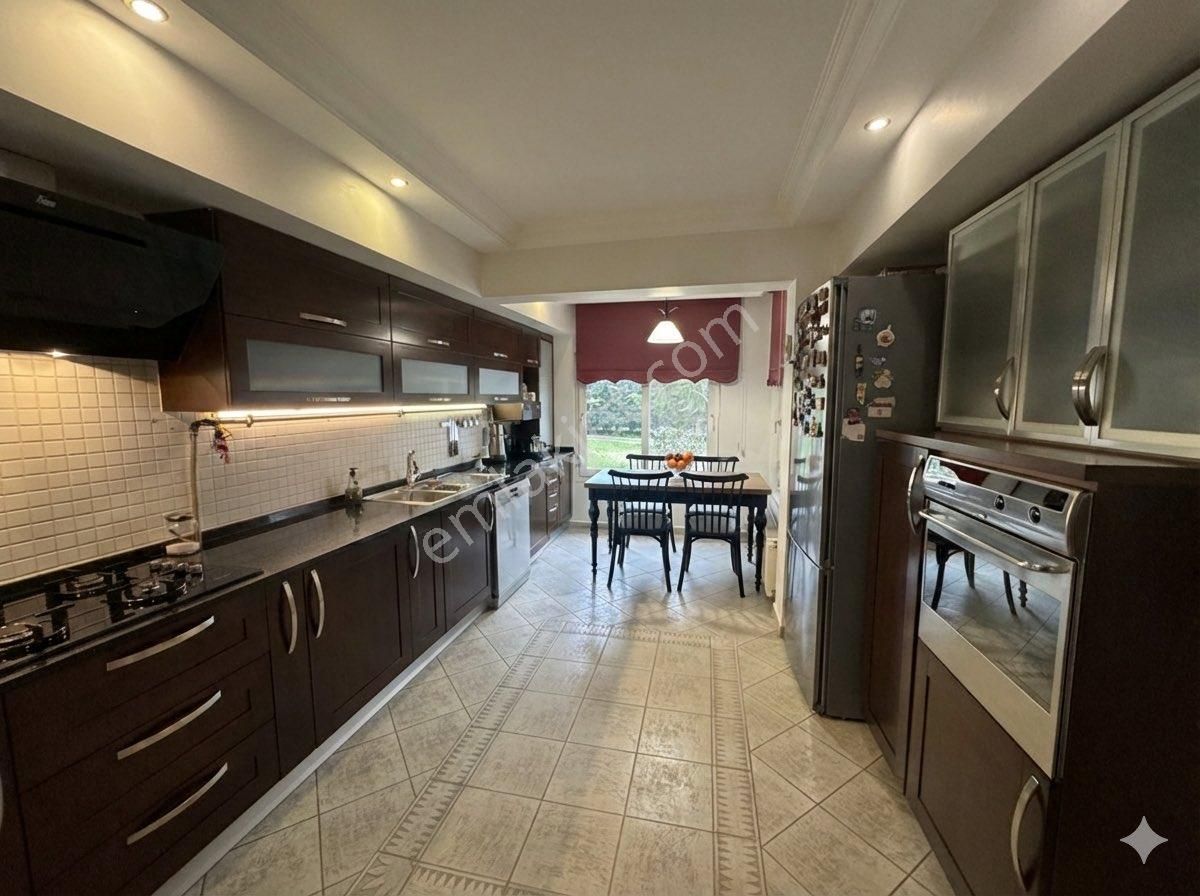 Site İçi,özel Konum,köşe,masrafsiz 5+1 Villa - Görsel 10