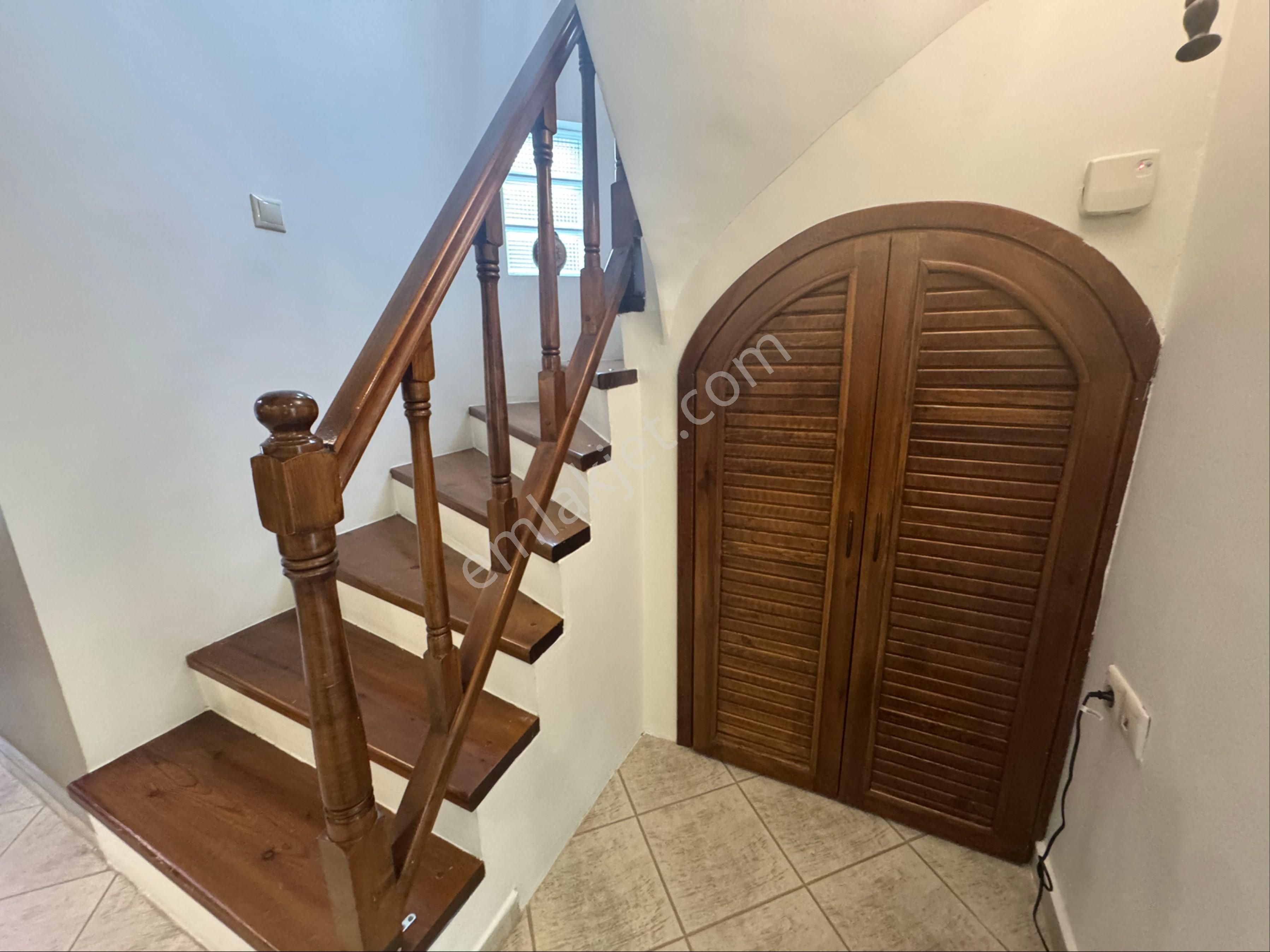 Site İçi,özel Konum,köşe,masrafsiz 5+1 Villa - Görsel 19