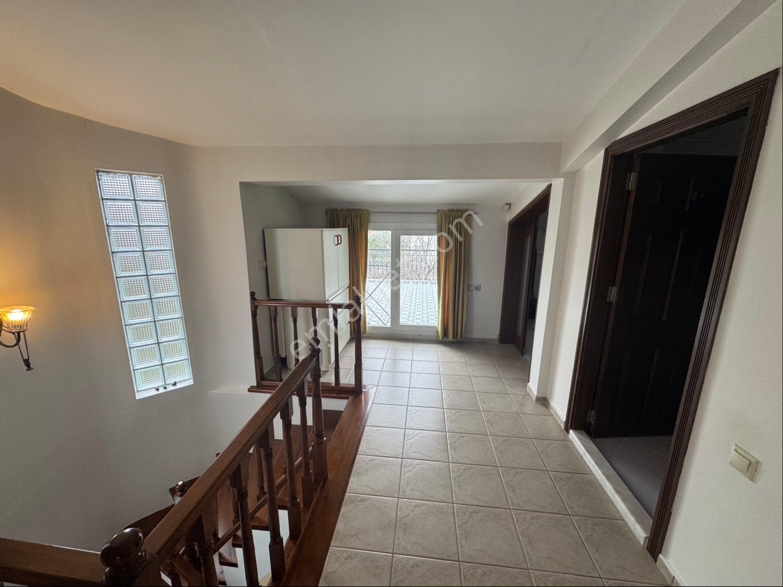 Site İçi,özel Konum,köşe,masrafsiz 5+1 Villa - Görsel 35