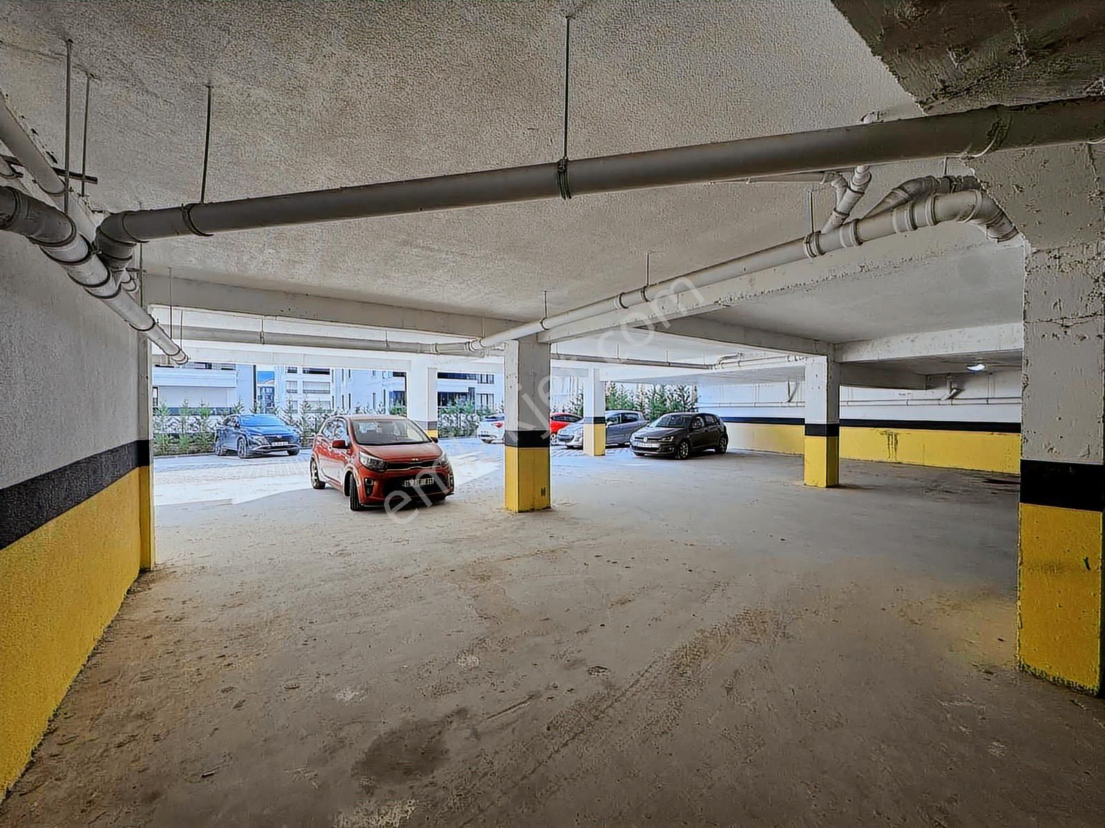 Mükemmel Manzara!!! Sıfır, Havuzlu Sitede 2+1 Dubleks Daire - Görsel 5