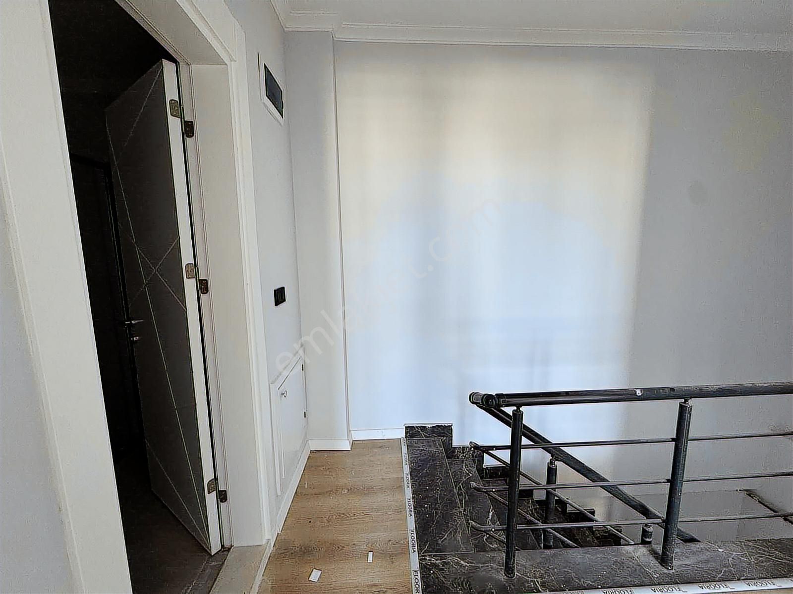 Mükemmel Manzara!!! Sıfır, Havuzlu Sitede 2+1 Dubleks Daire - Görsel 18