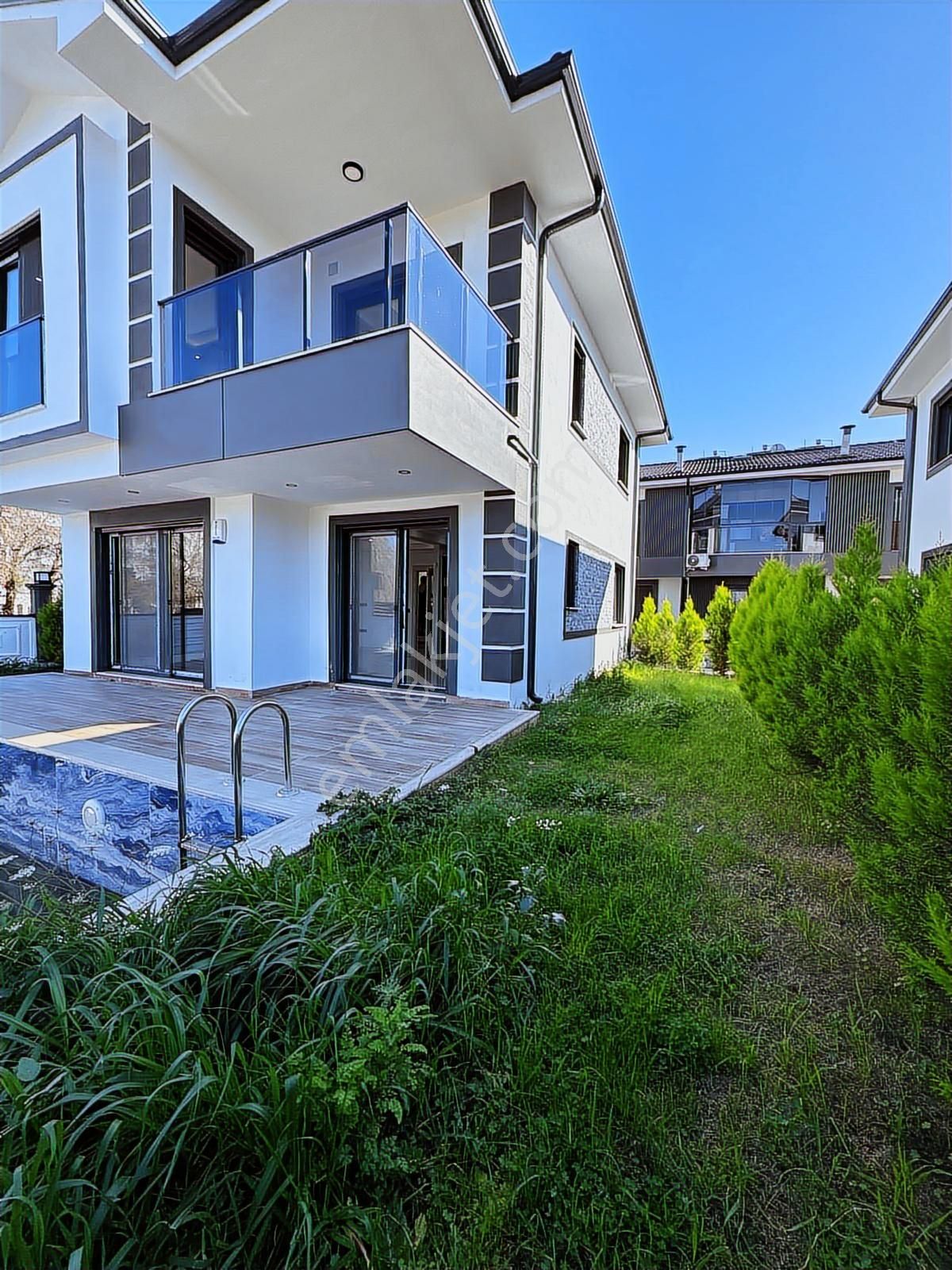 Dalaman | Karaçalı Mah. | Müstakil Havuzlu Ultra Lüks 4+1 Villa