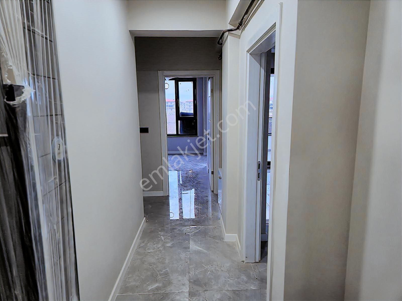 Realty World'dan Arifiye Fatih'te 90m2 2 Banyolu Boş Sıfır 2+1 - Görsel 14
