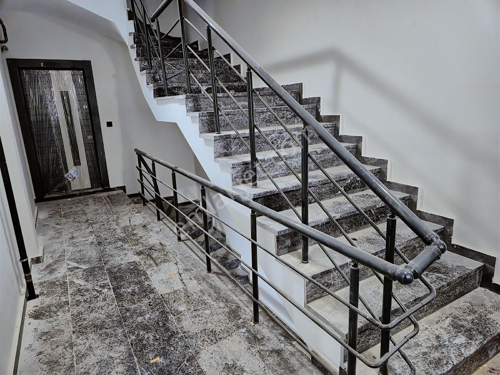 Realty World'dan Arifiye Fatih'te 90m2 2 Banyolu Boş Sıfır 2+1 - Görsel 6