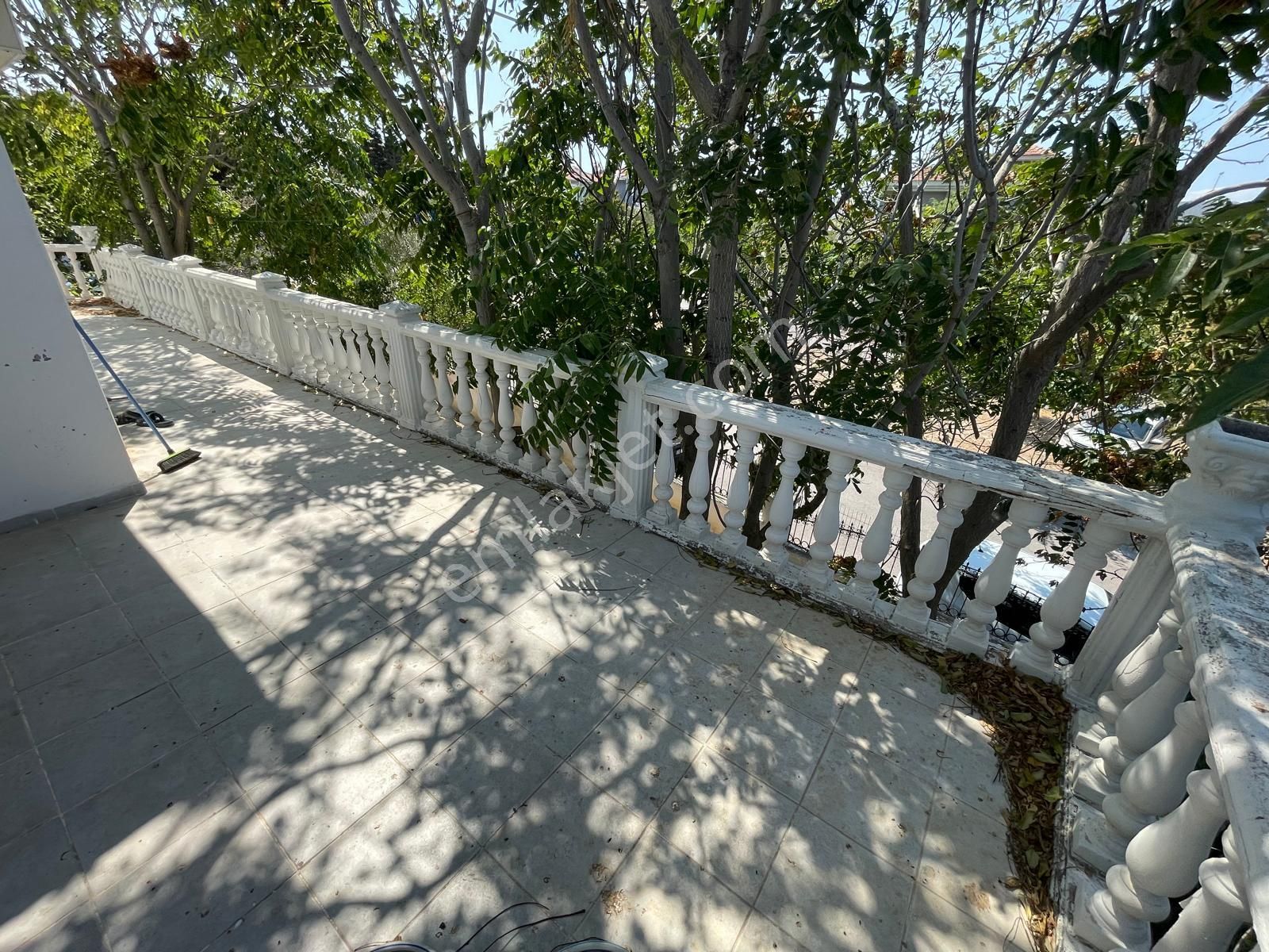 Turyap Alaçatı Sakızlarda Satılık Köşe Konumlu Villa - Görsel 24