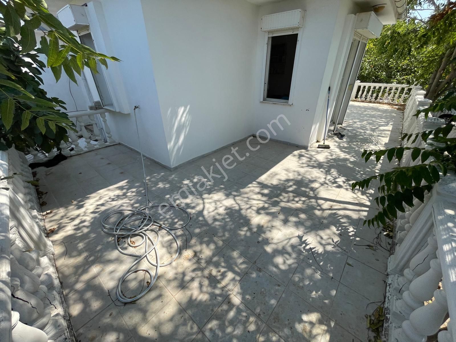 Turyap Alaçatı Sakızlarda Satılık Köşe Konumlu Villa - Görsel 26