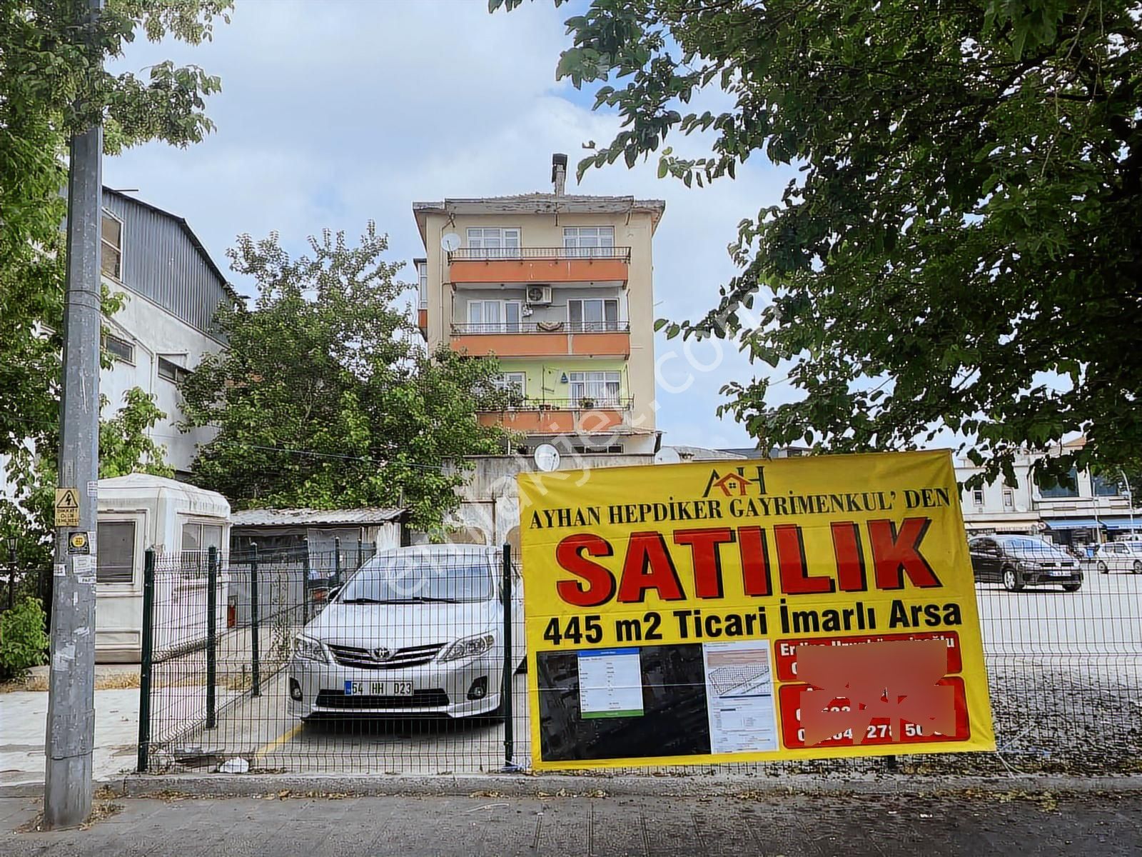 Adapazarının Kalbinde Katlıpazar Ve Orta Garaj Yanı 445m2 Ticari - Görsel 8