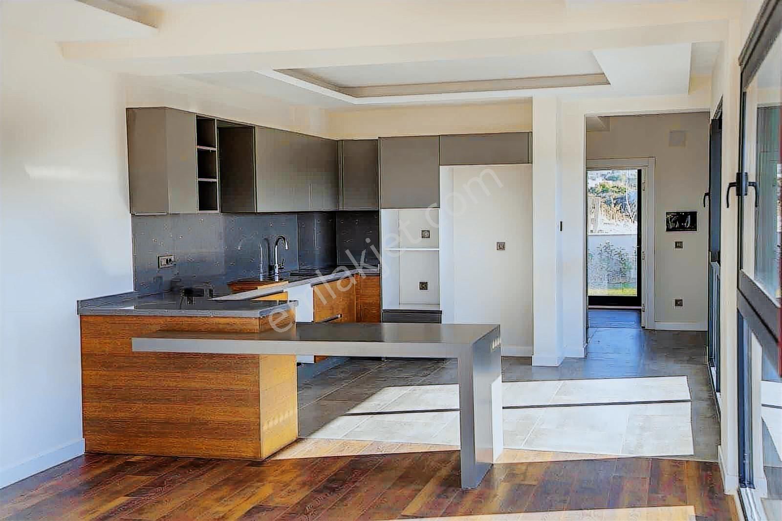 Çeşme Ovacıkta Müstakil Kiralık Villa - Görsel 3