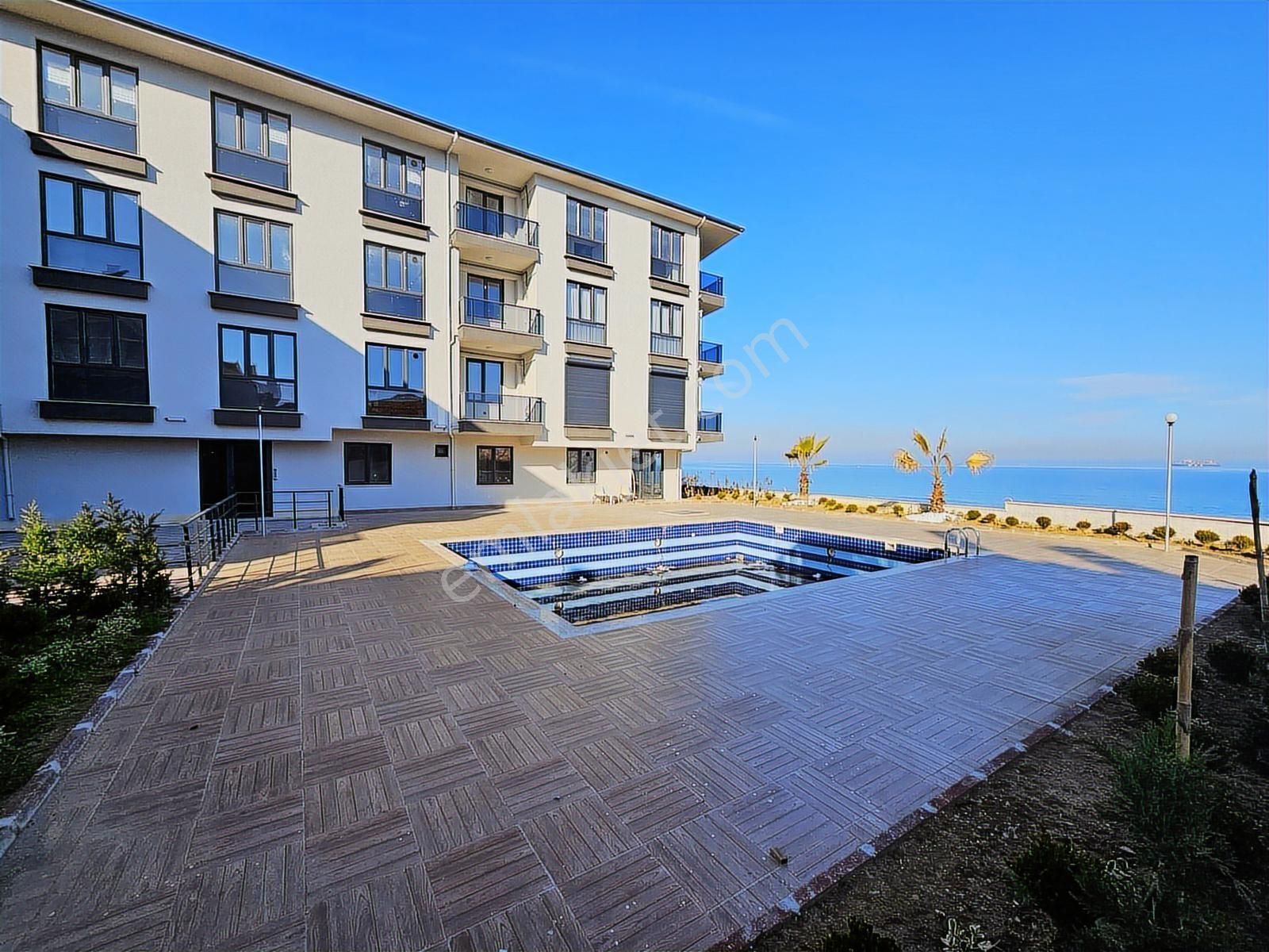 Havuzlu Sitede Ve Kumsal Önü 2+1 Yerden Isıtmalı Ara Kat Daire - Görsel 21