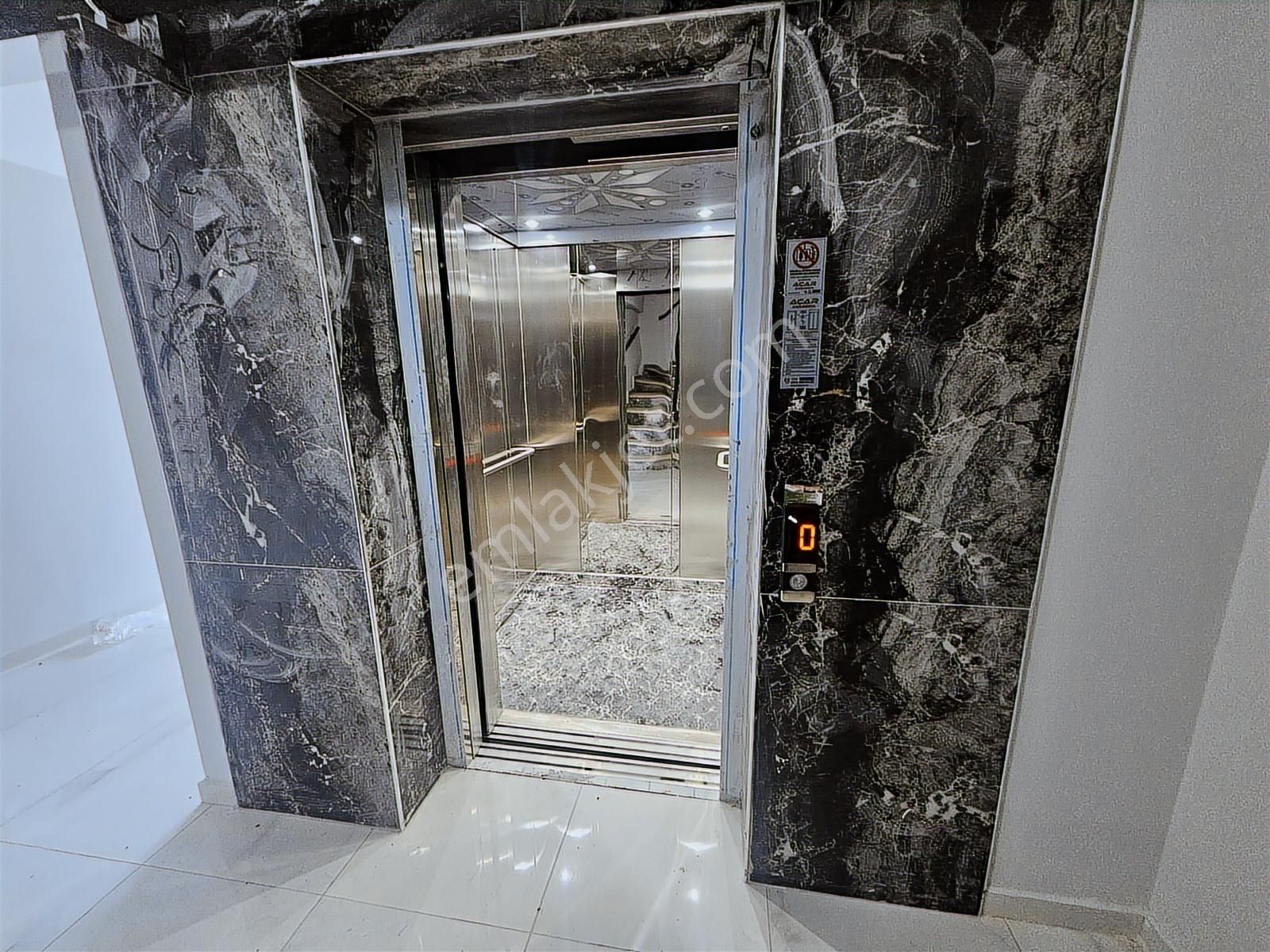 Havuzlu Sitede Ve Kumsal Önü 2+1 Yerden Isıtmalı Ara Kat Daire - Görsel 8