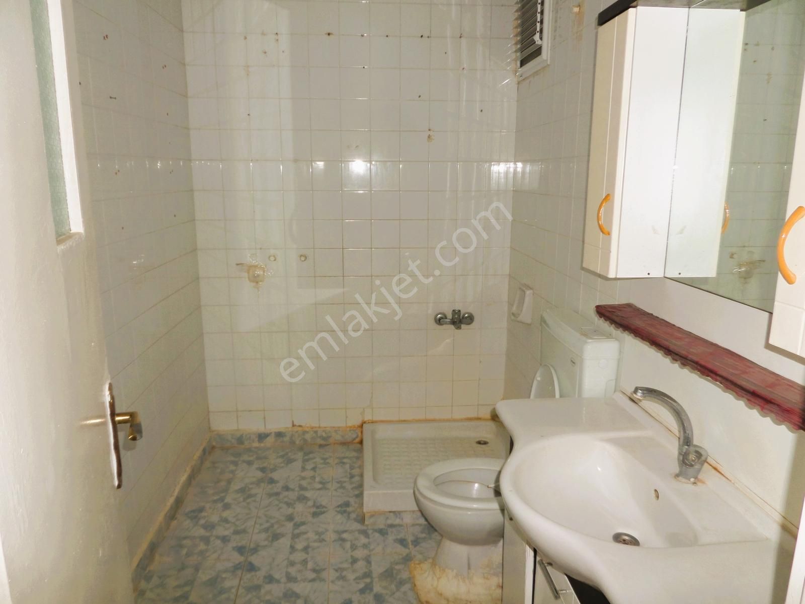 Güneyi Açık Manzaralı Büyük Mutfaklı Süper Konum. - Görsel 14