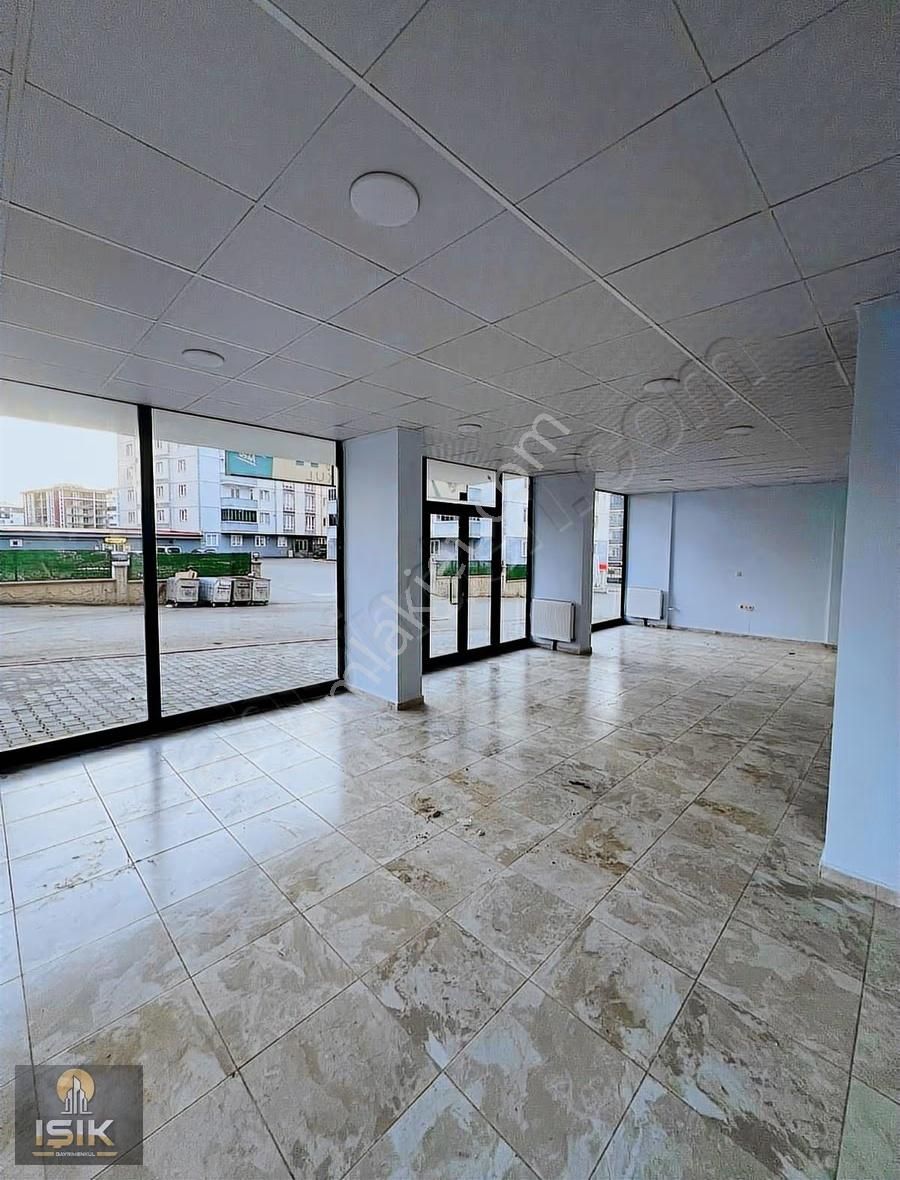 Işık Gayrimenkul'den Hilalkent'de Kiralık İş Yeri - Görsel 3