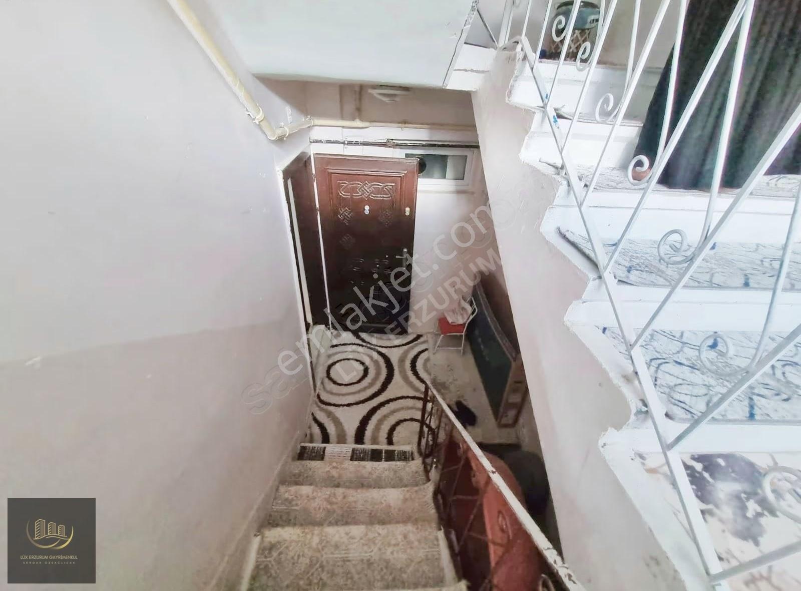 Lüx Erzurum'dan Şükrüpaşa'da Satılık 3+1 Ve 2+1 Bahçeli Daire - Görsel 11
