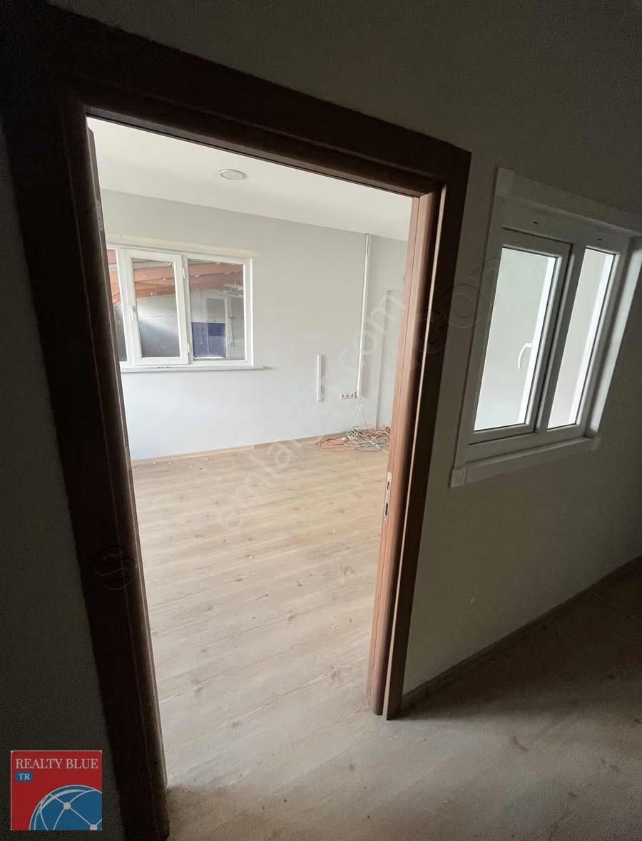 Eyüpsultan Mh Ferhatpaşa Yanyolda Kapalı 2000m2 Açık 1000m2 Depo - Görsel 8