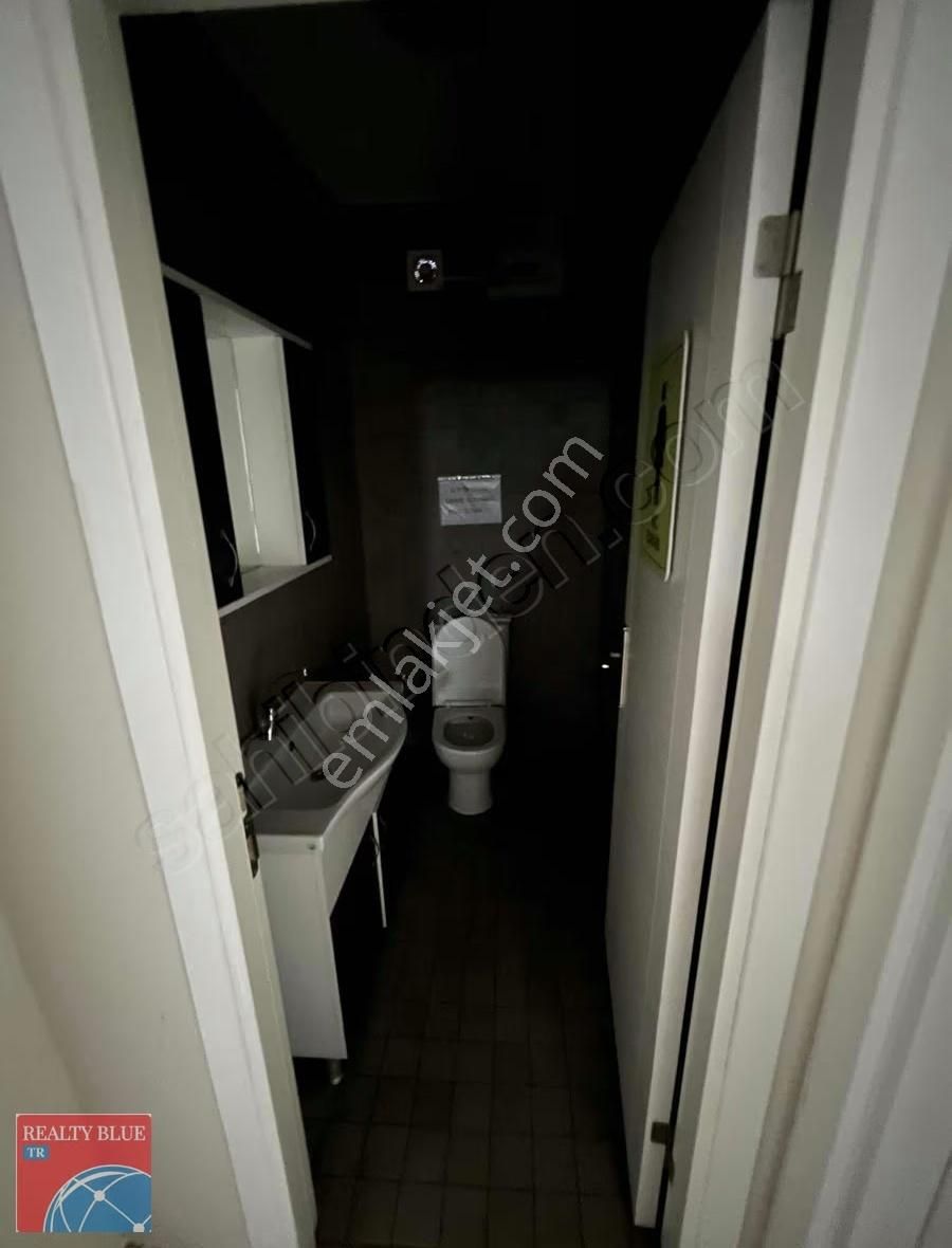 Eyüpsultan Mh Ferhatpaşa Yanyolda Kapalı 2000m2 Açık 1000m2 Depo - Görsel 5