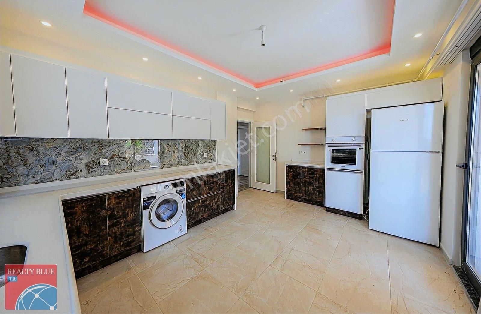 Yalovada Deniz Manzaralı Önü Açık Satılık 5+1 Müstakil Villa - Görsel 20