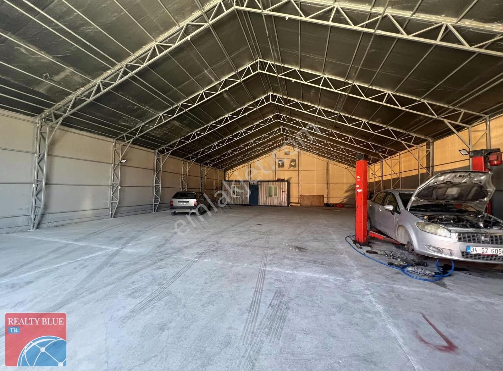 Ataşehir Ferhatpaşa'da Kiralık 430 M2 Depo - Görsel 2