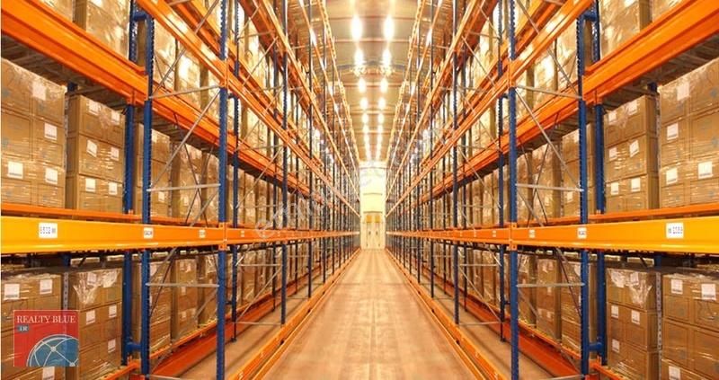 Sancaktepe 5000 M2 Çok Kullanışlı Depo