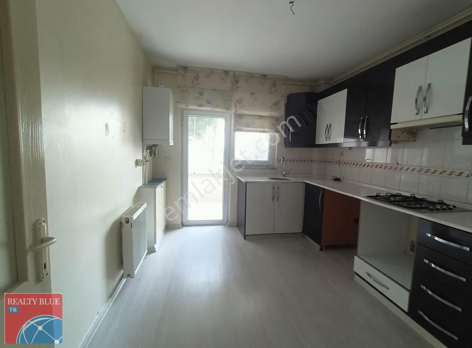 Çamlık Erguvan Sitesi Kiralık 3+1 Daire - Görsel 30