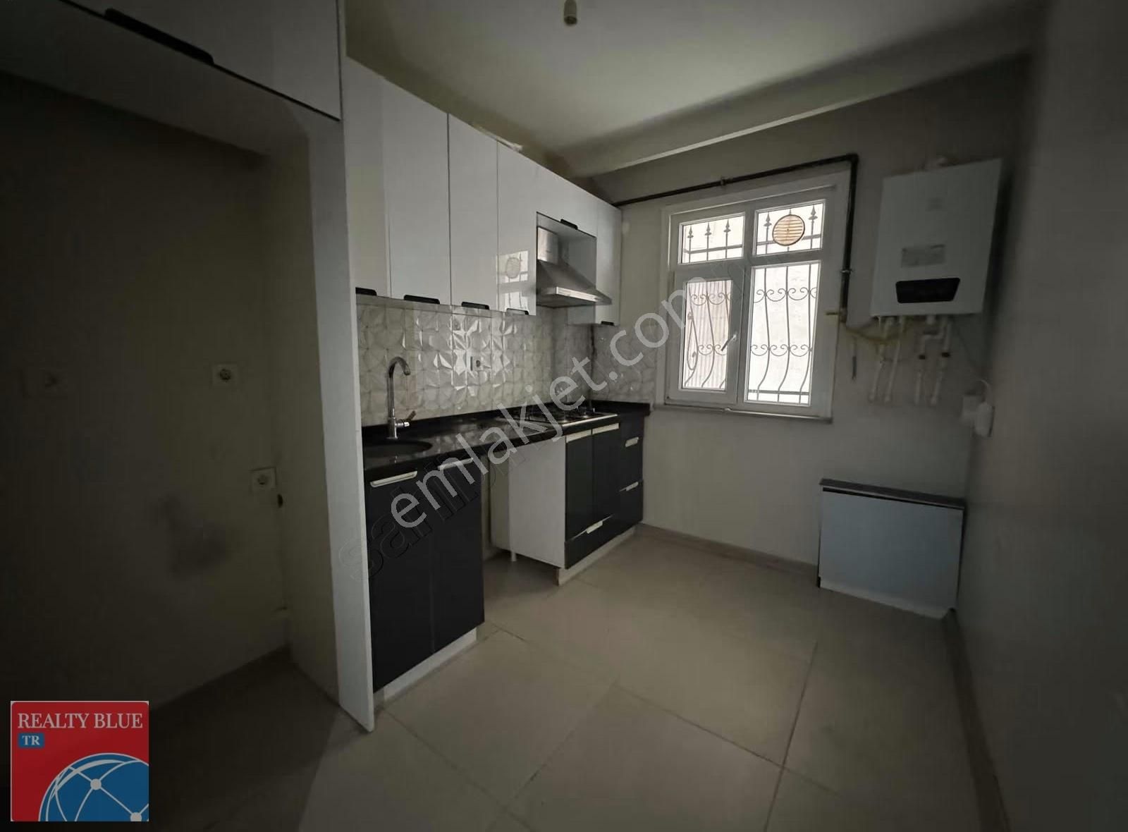 Emek Mahallesinde İçi Sıfırlanmış 2+1 Bahçe Katı Daire - Görsel 24