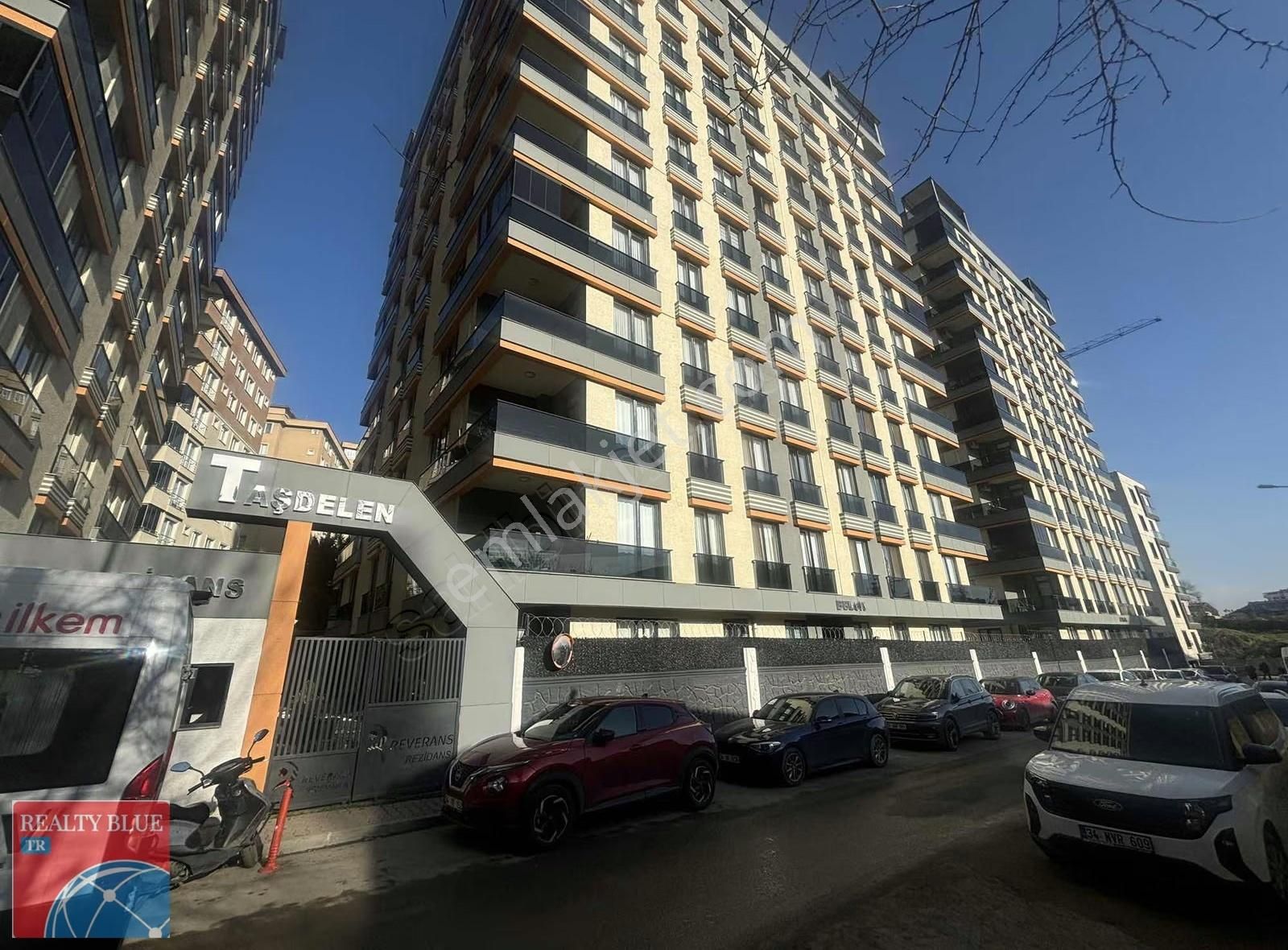 Çekmeköy Taşdelen Reverans Rezidans Satılık 3+1 110m2 Bahçe Katı