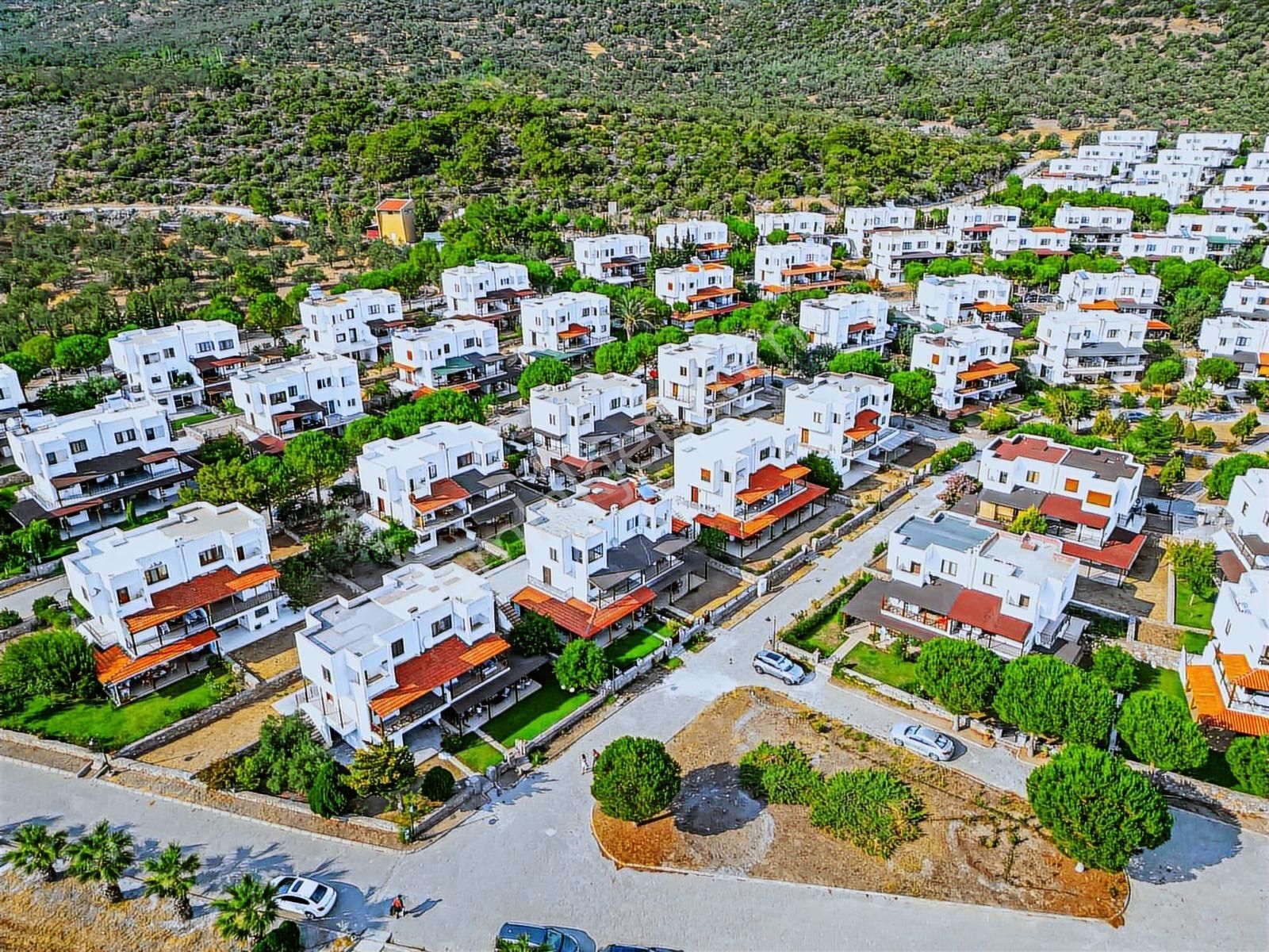 Asos Kocaköy Mevkii Özel Plajlı Tadilatlı 3+1 Tripleks Villa - Görsel 10