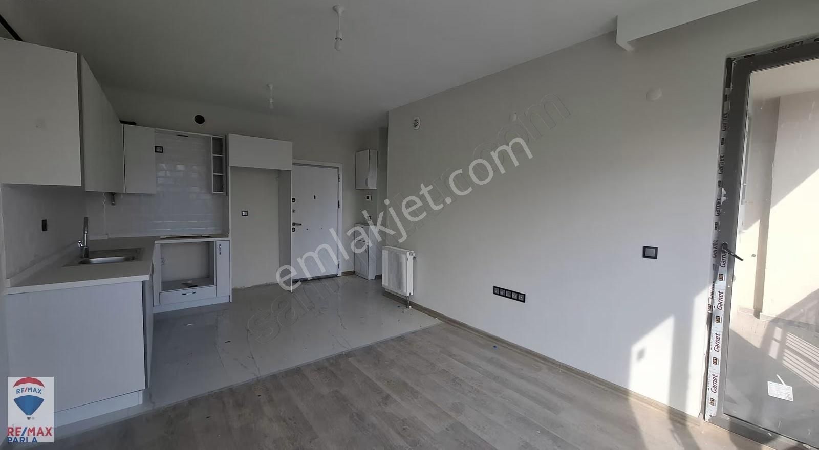 Uğur Kırseven'den | Merkezi Konumda Sıfır 1+1 Satılık Daire - Görsel 20