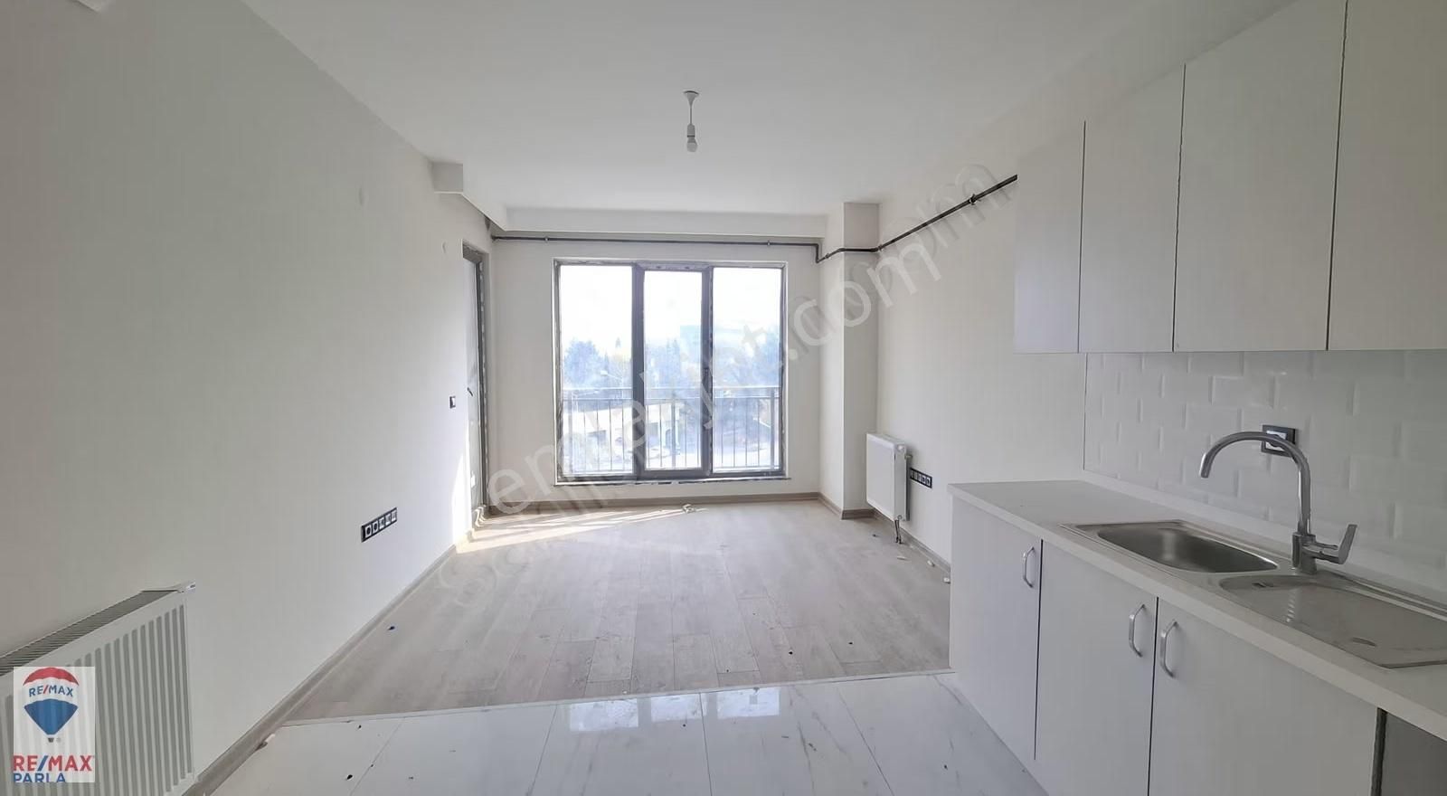 Uğur Kırseven'den | Merkezi Konumda Sıfır 1+1 Satılık Daire - Görsel 18