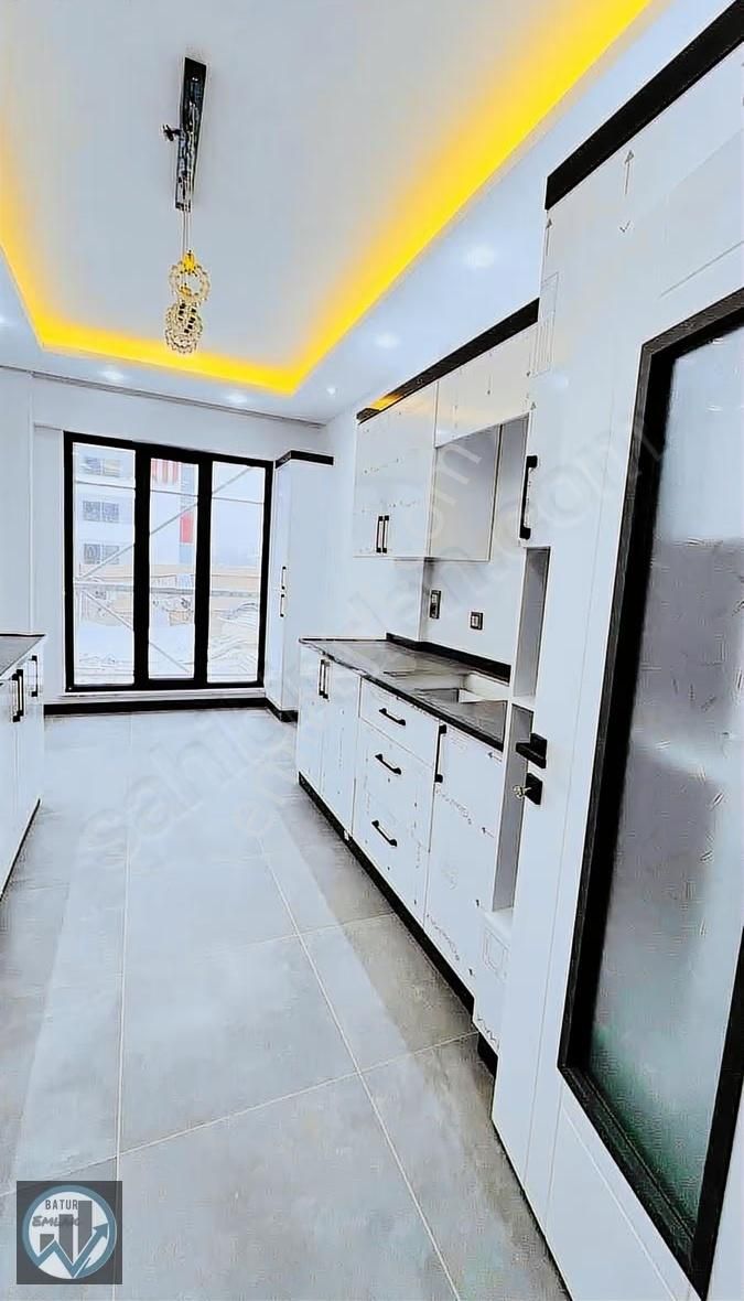Batur Gayrimenkul'den 2025 Yapımı Sıfır Daire - Görsel 3
