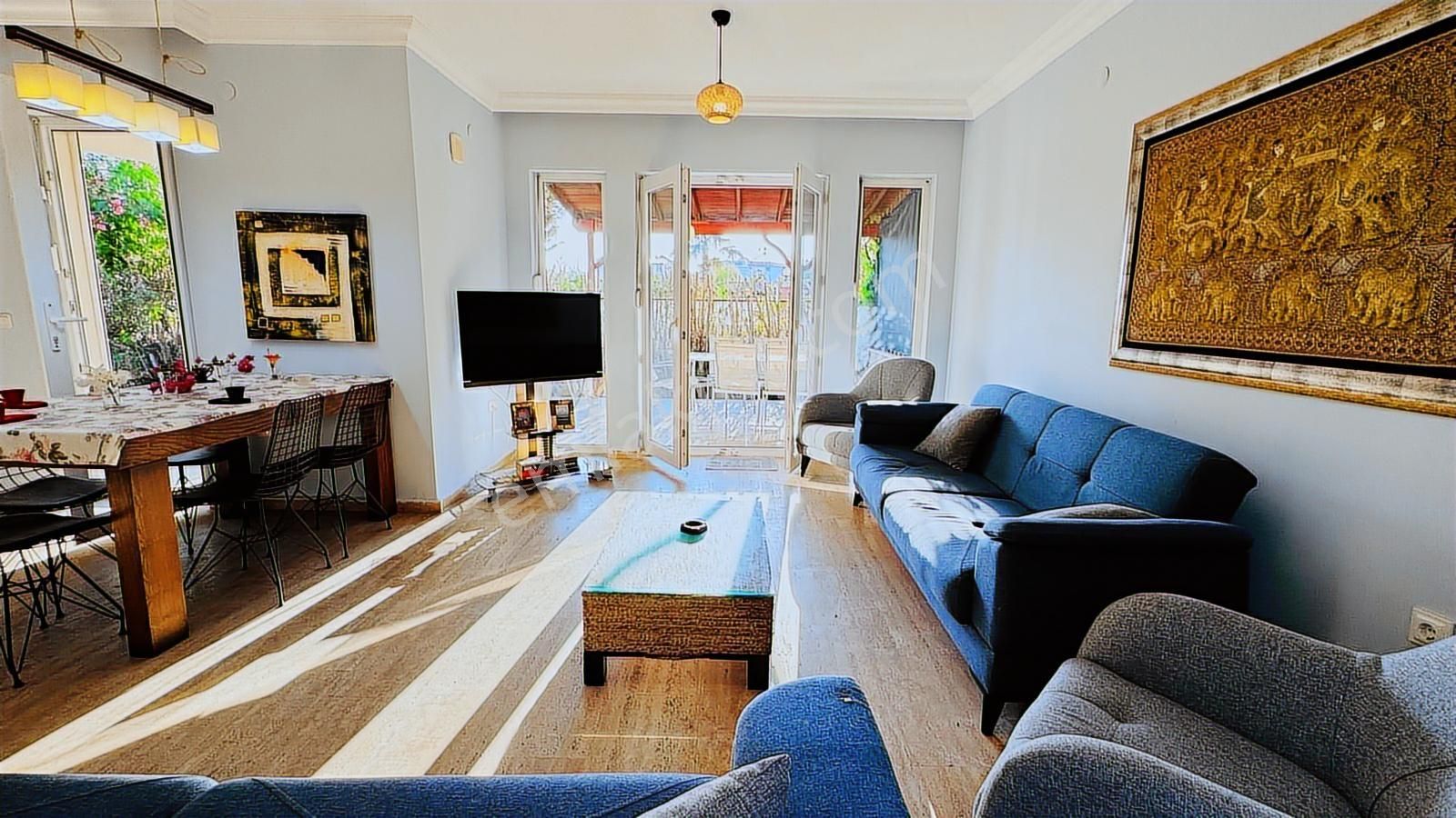 Satılık Özel Havuzlu 3+1 Villa - Görsel 16