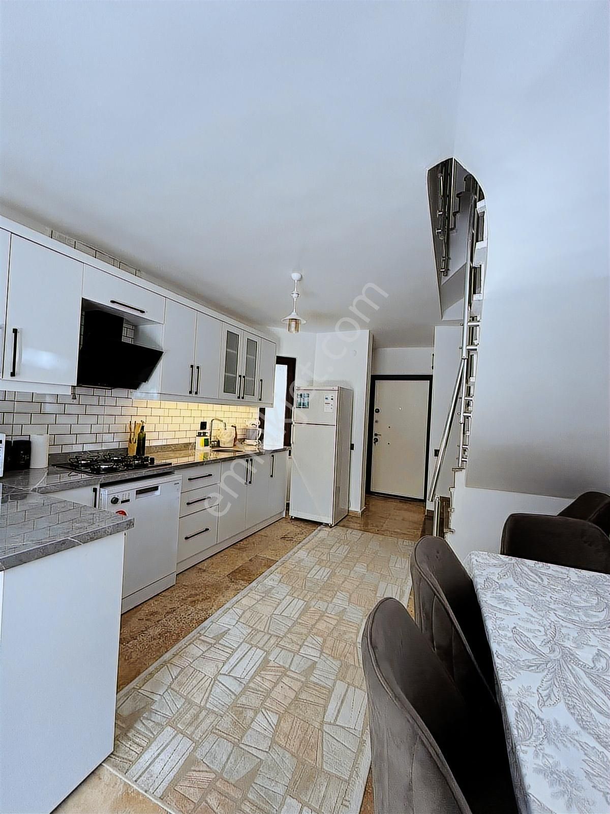 Acil Satılık Villa - Fiyat Kısa Süreli Geçerlı - Görsel 27