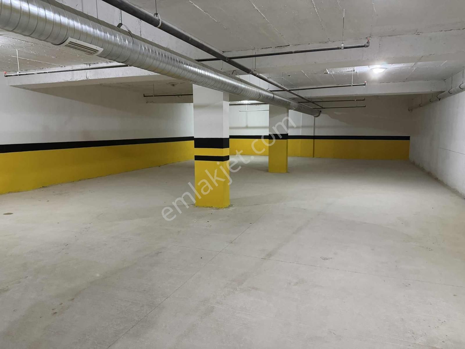 Çankaya Mahallesinde, Kapalı Otoparklı, Y.ısıtmalı 1+1 Daire - Görsel 19