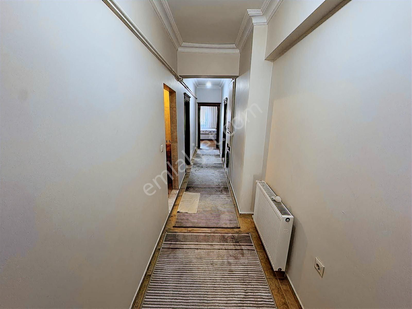 Üniversite Karşısı Kültür'de 3+1 150 M2 Katta Asansörlü Daire - Görsel 17