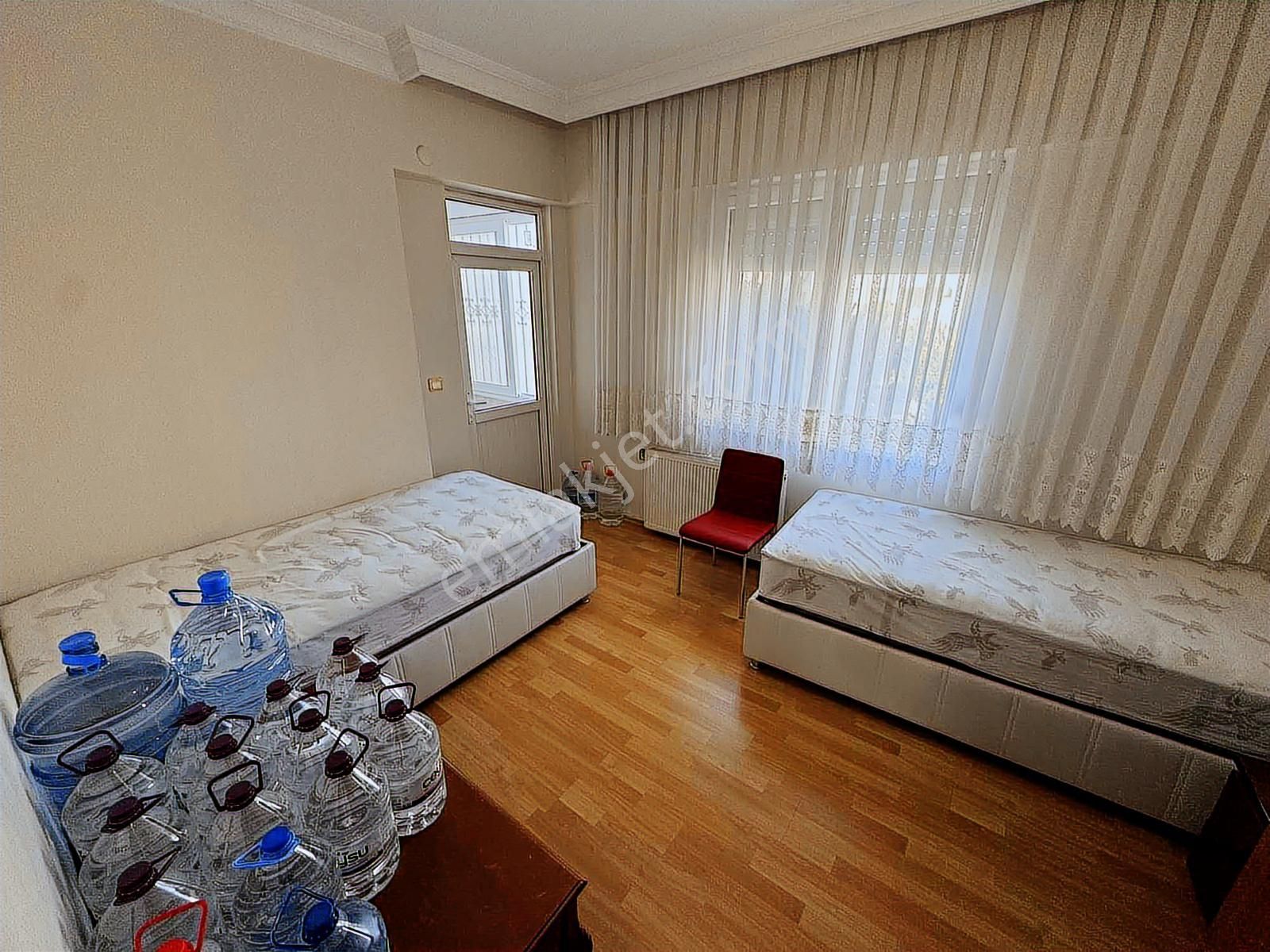 Üniversite Karşısı Kültür'de 3+1 150 M2 Katta Asansörlü Daire - Görsel 11