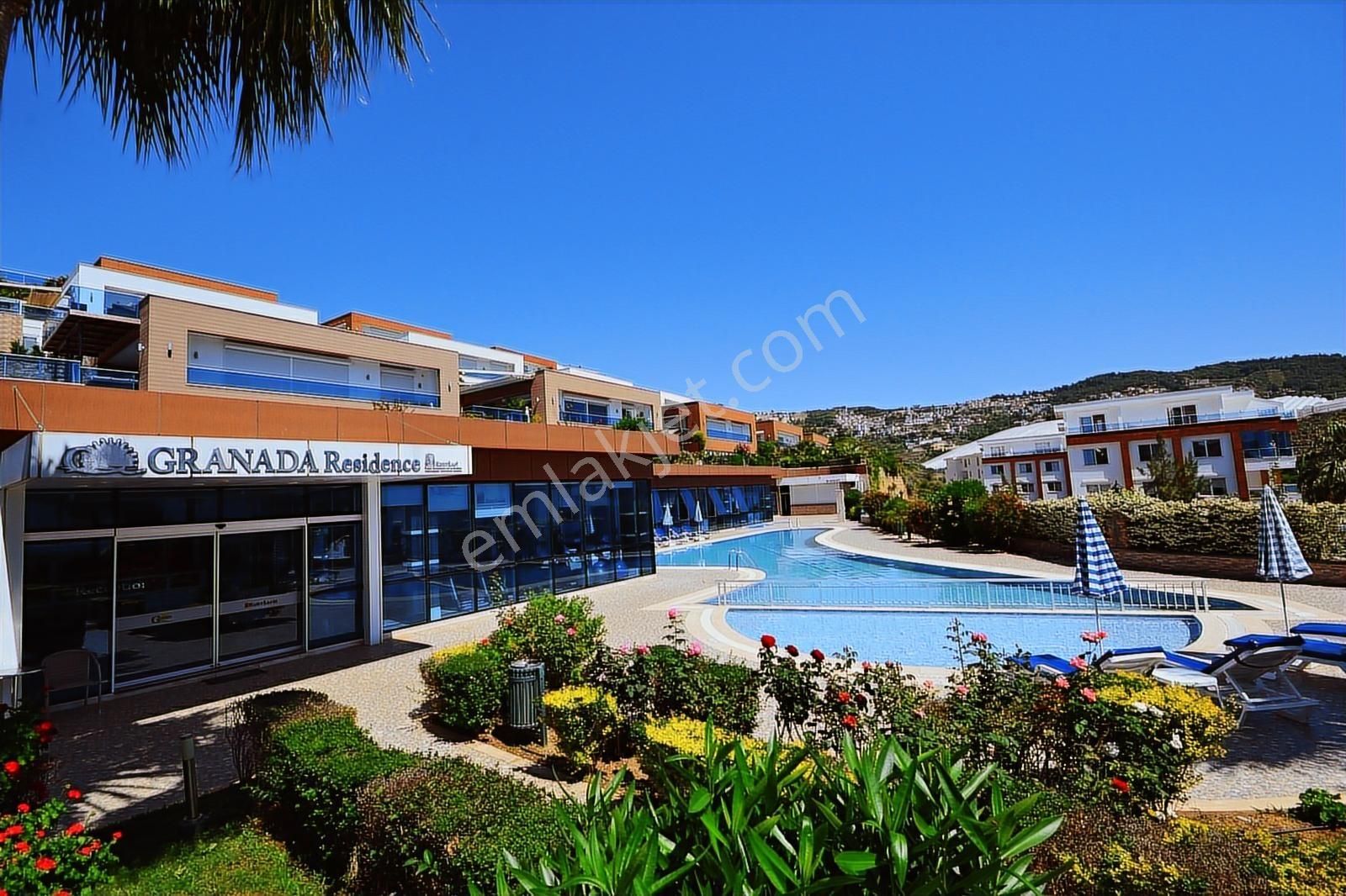 Kargıcak'ta Deniz Manzaralı Site İçinde Müstakil Villa | Tekce