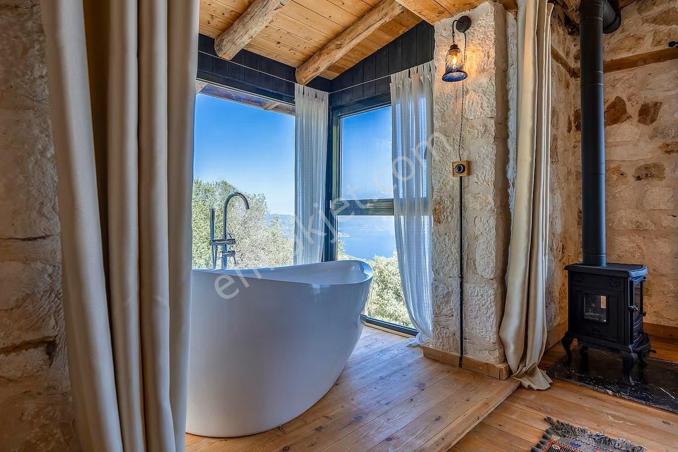 Kaş Sarıbelende Müştemilatlı Enerji Bağımsız Villa | Tekce - Görsel 4