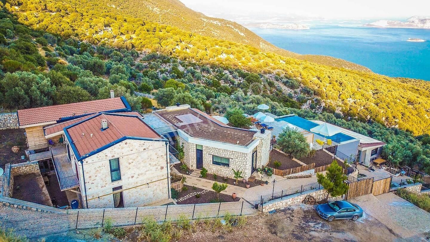 Kaş Sarıbelende Müştemilatlı Enerji Bağımsız Villa | Tekce - Görsel 19